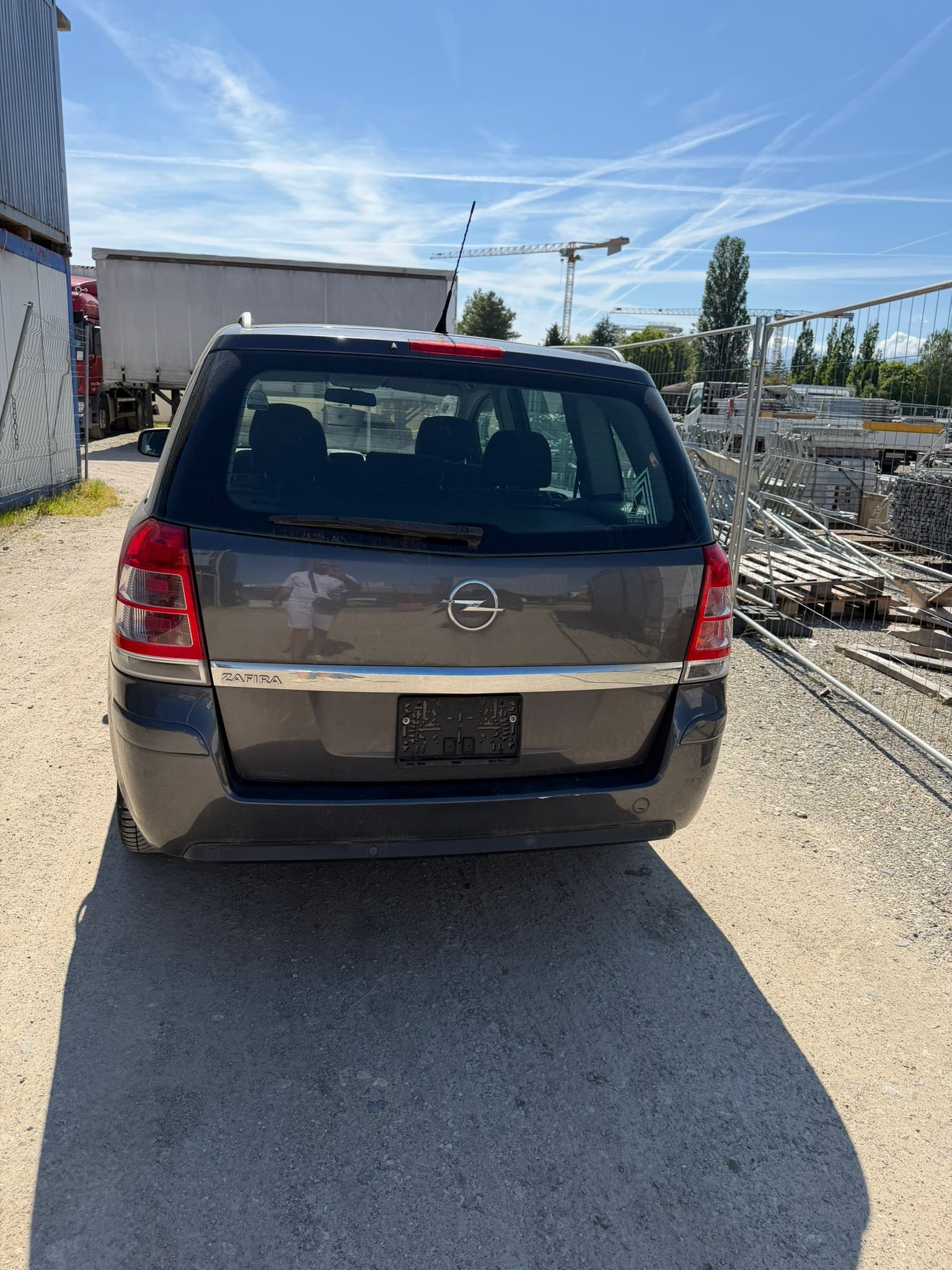 OPEL Zafira 1.8i 16V Edition-image-11