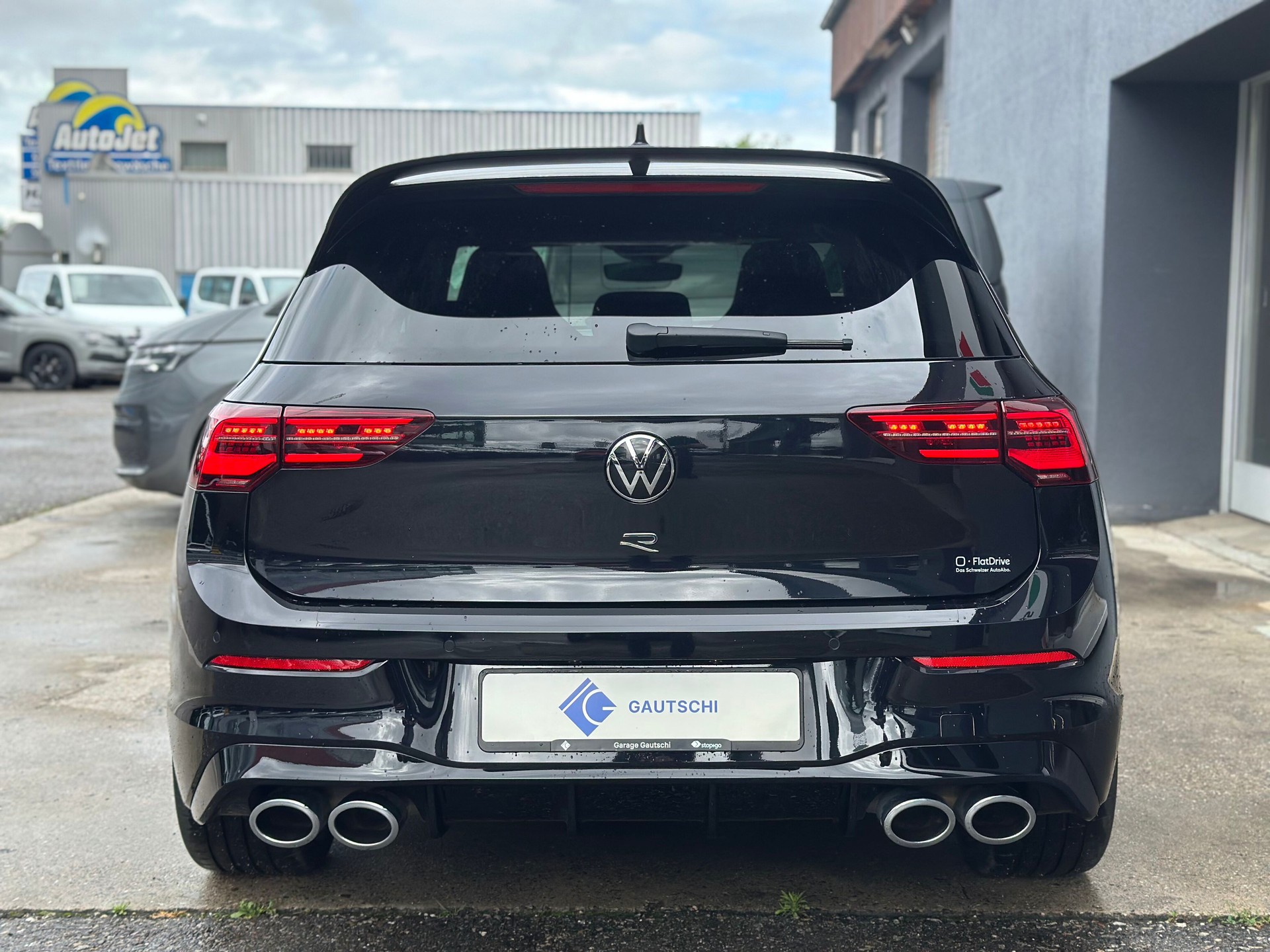 VW Golf 2.0 TSI R DSG 4Motion R Performance-image-3