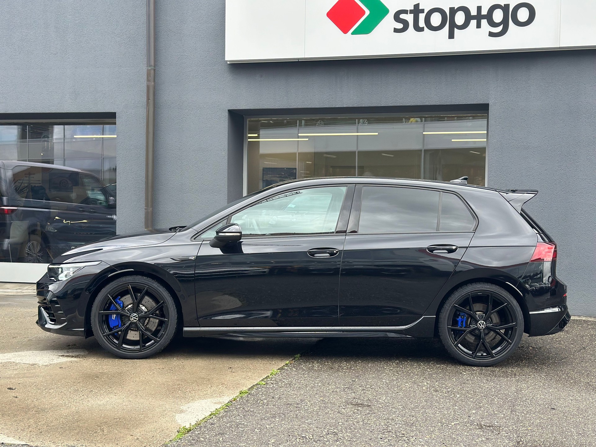 VW Golf 2.0 TSI R DSG 4Motion R Performance-image-2