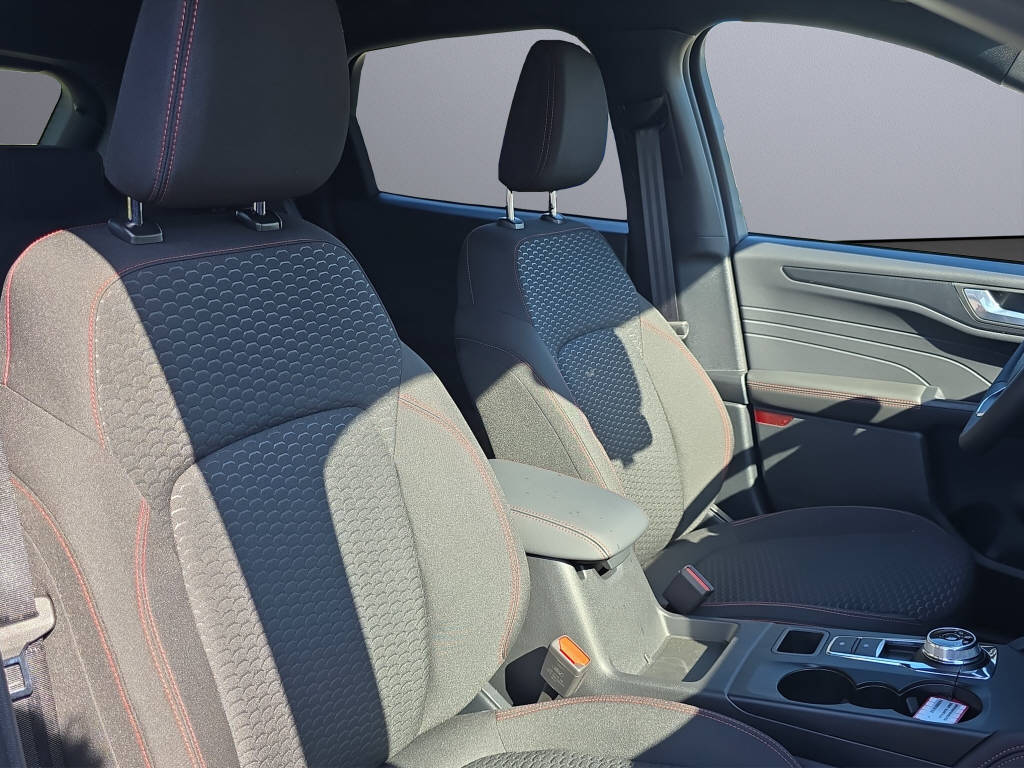 FORD Kuga 2.5 Plug-in Hybrid ST-Line-image-11