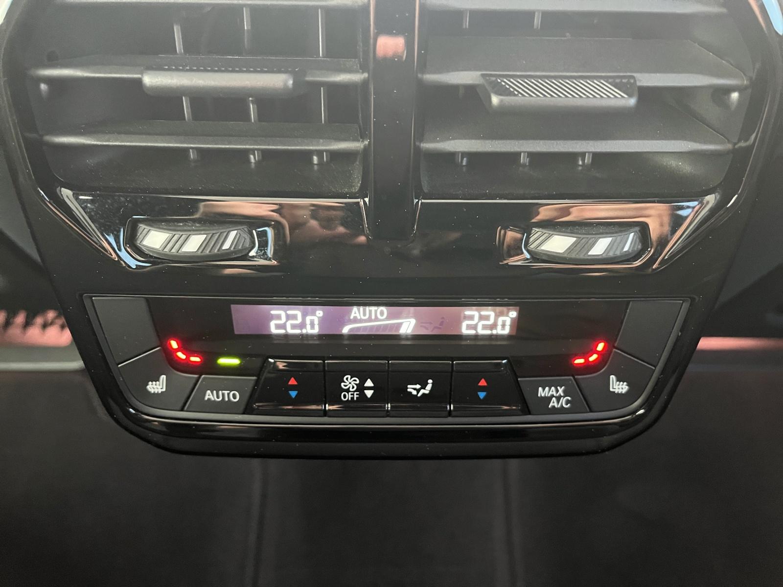 BMW iX xDrive50 (CH)🔋-image-21