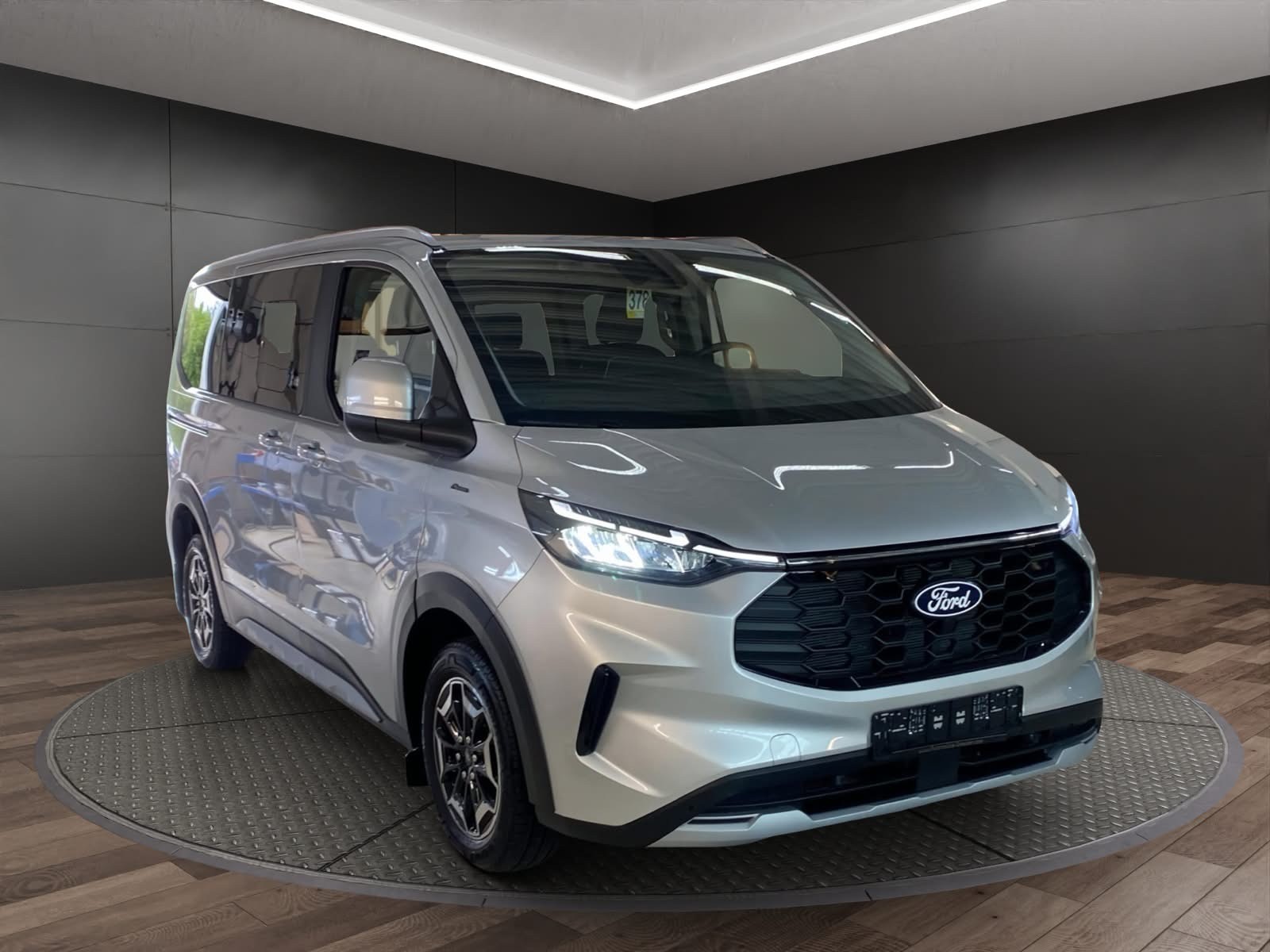 FORD Tourneo Bus 320 L1H1 Active Automat 4x4