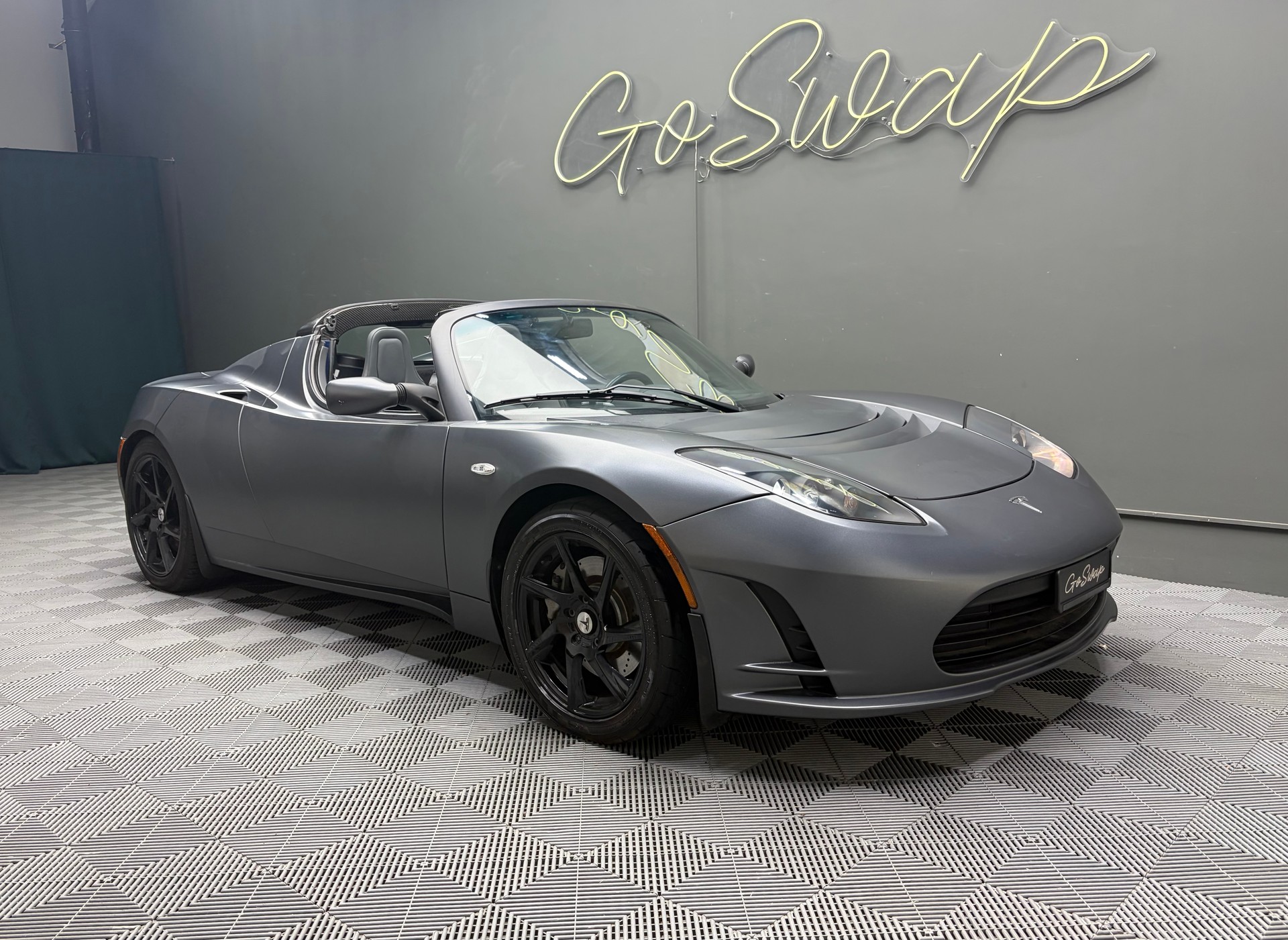 TESLA Roadster