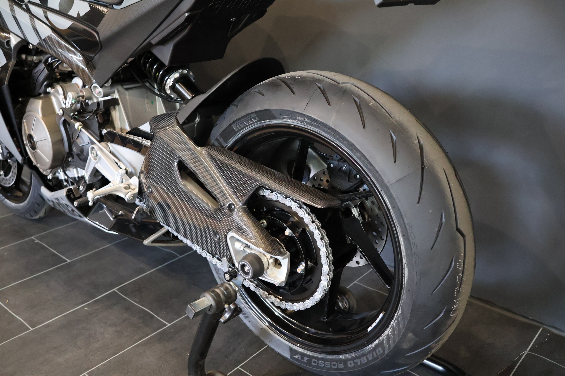 APRILIA RS 660 E5+ nardo grau extended (35kW)-image-7