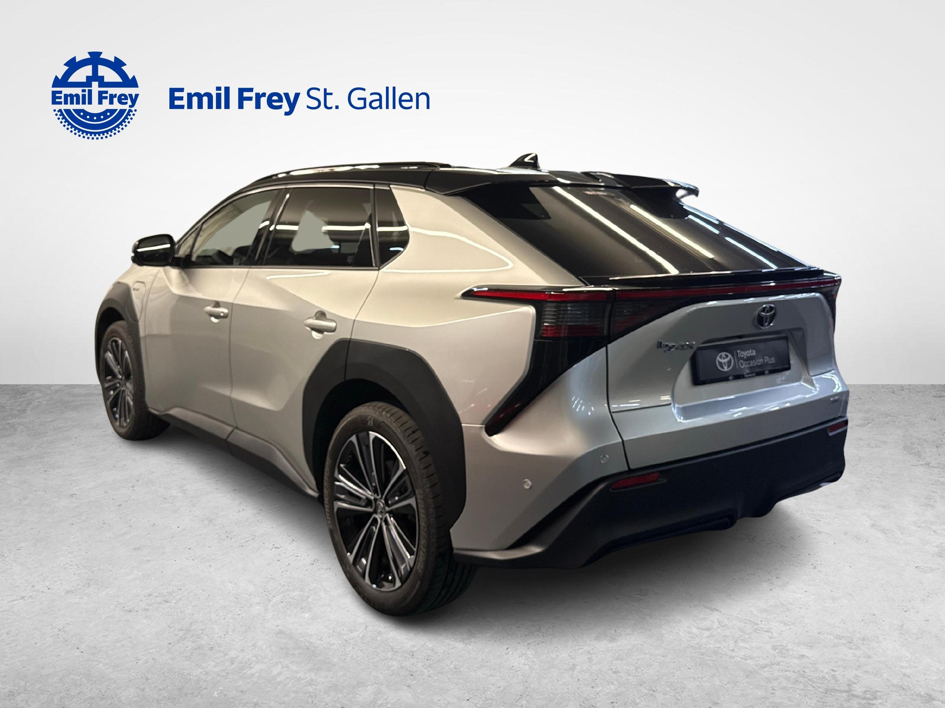 TOYOTA bZ4X Premium AWD-showroom-element-2
