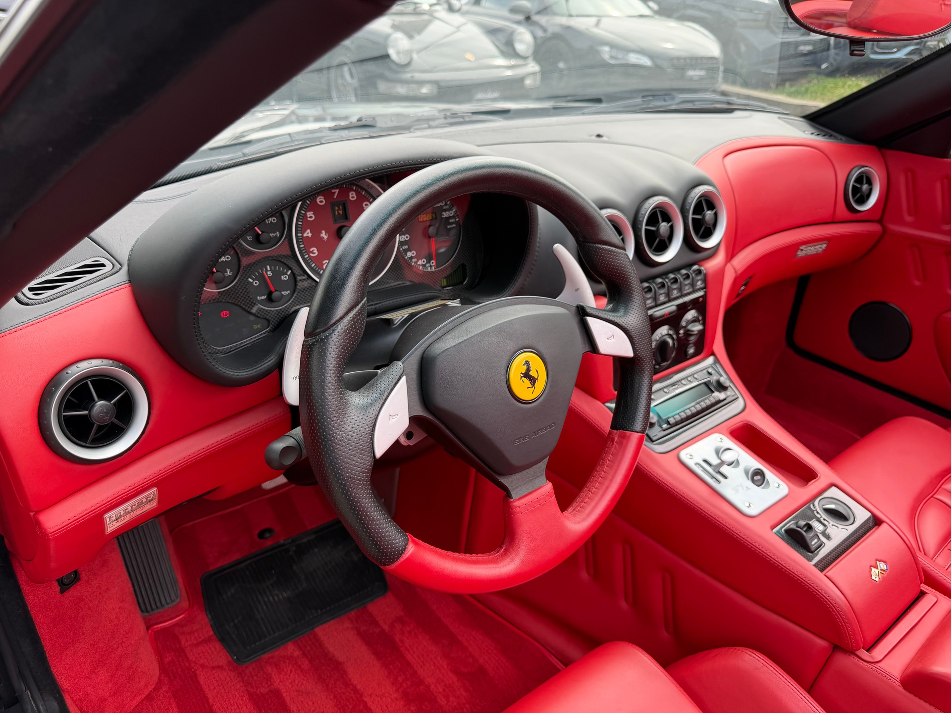 FERRARI 575 Superamerica-image-13