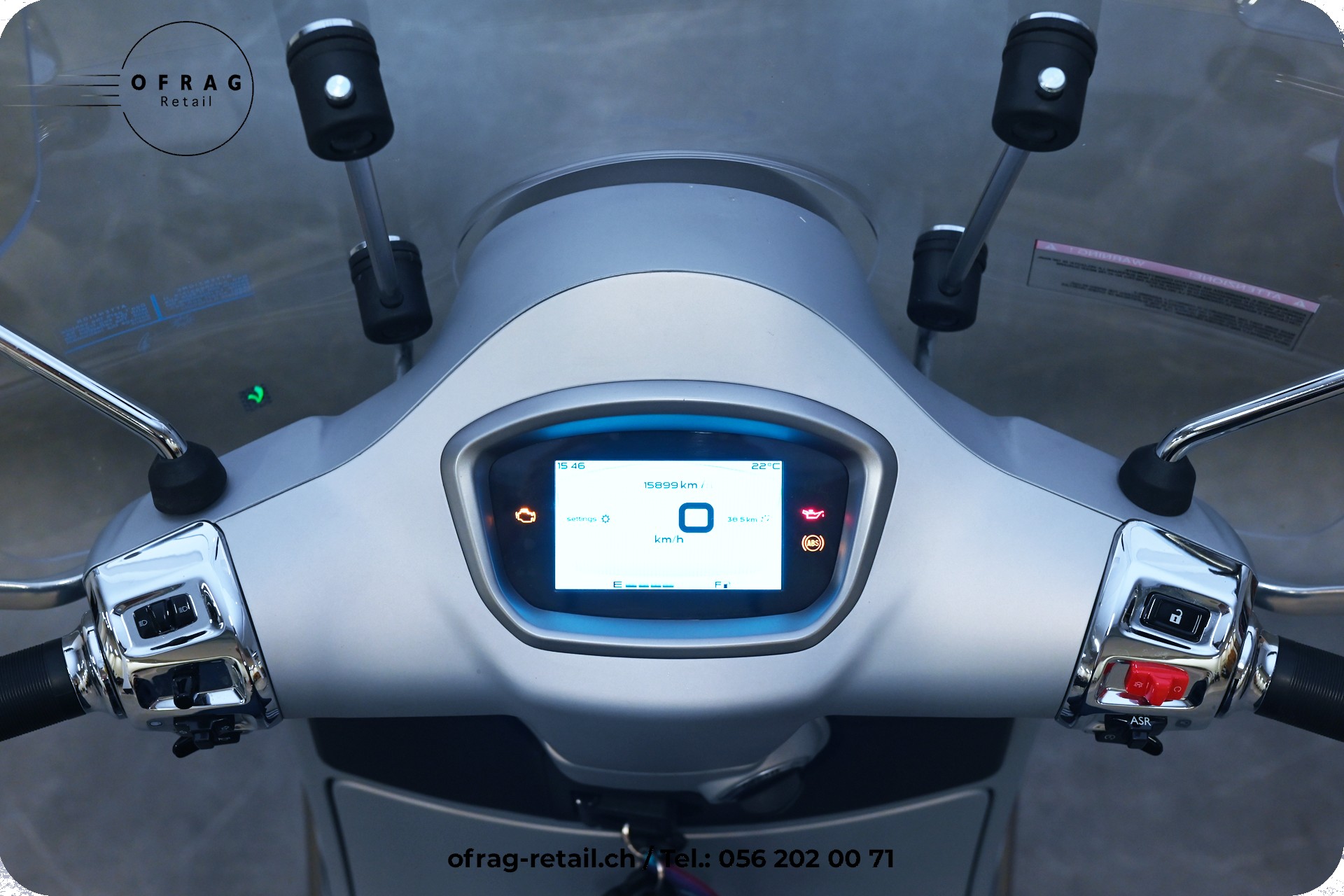 PIAGGIO Vespa GTS 300 HPE Super Tech-image-4