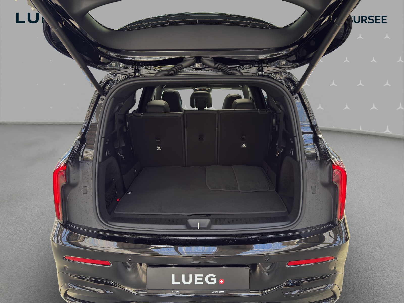 MERCEDES-BENZ GLB 220 4Matic 8G-Tronic-image-14