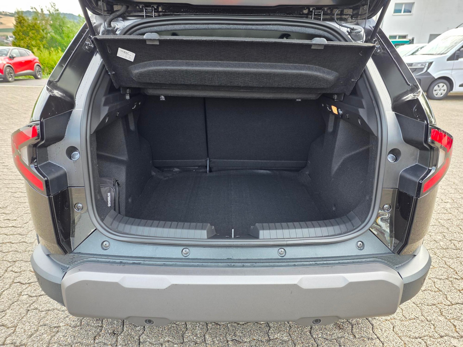 DACIA Duster 1.2 Hybrid Journey 4WD-image-8