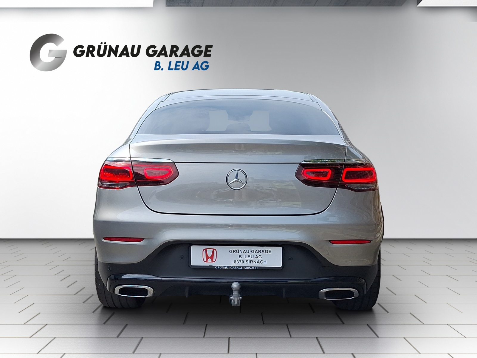 MERCEDES-BENZ GLC 300 AMG Line 4m Coupé-image-3
