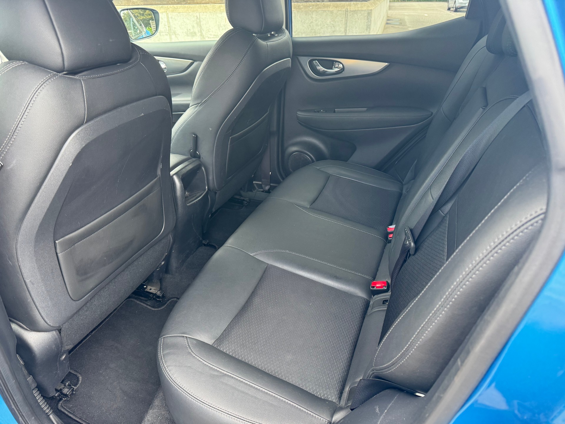 NISSAN Qashqai 1.6 dCi tekna ALL-MODE 4x4-image-12