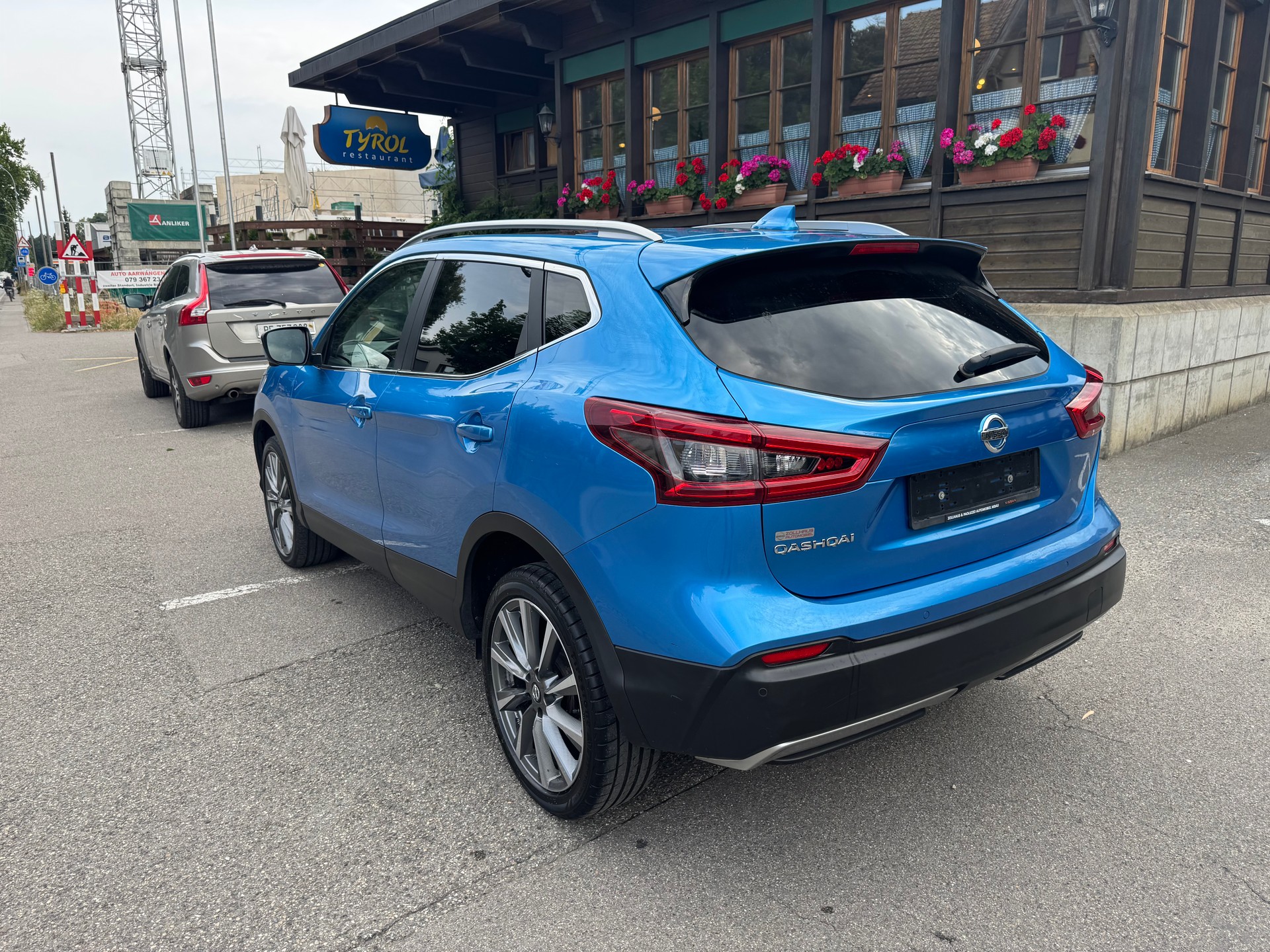 NISSAN Qashqai 1.6 dCi tekna ALL-MODE 4x4-showroom-element-3
