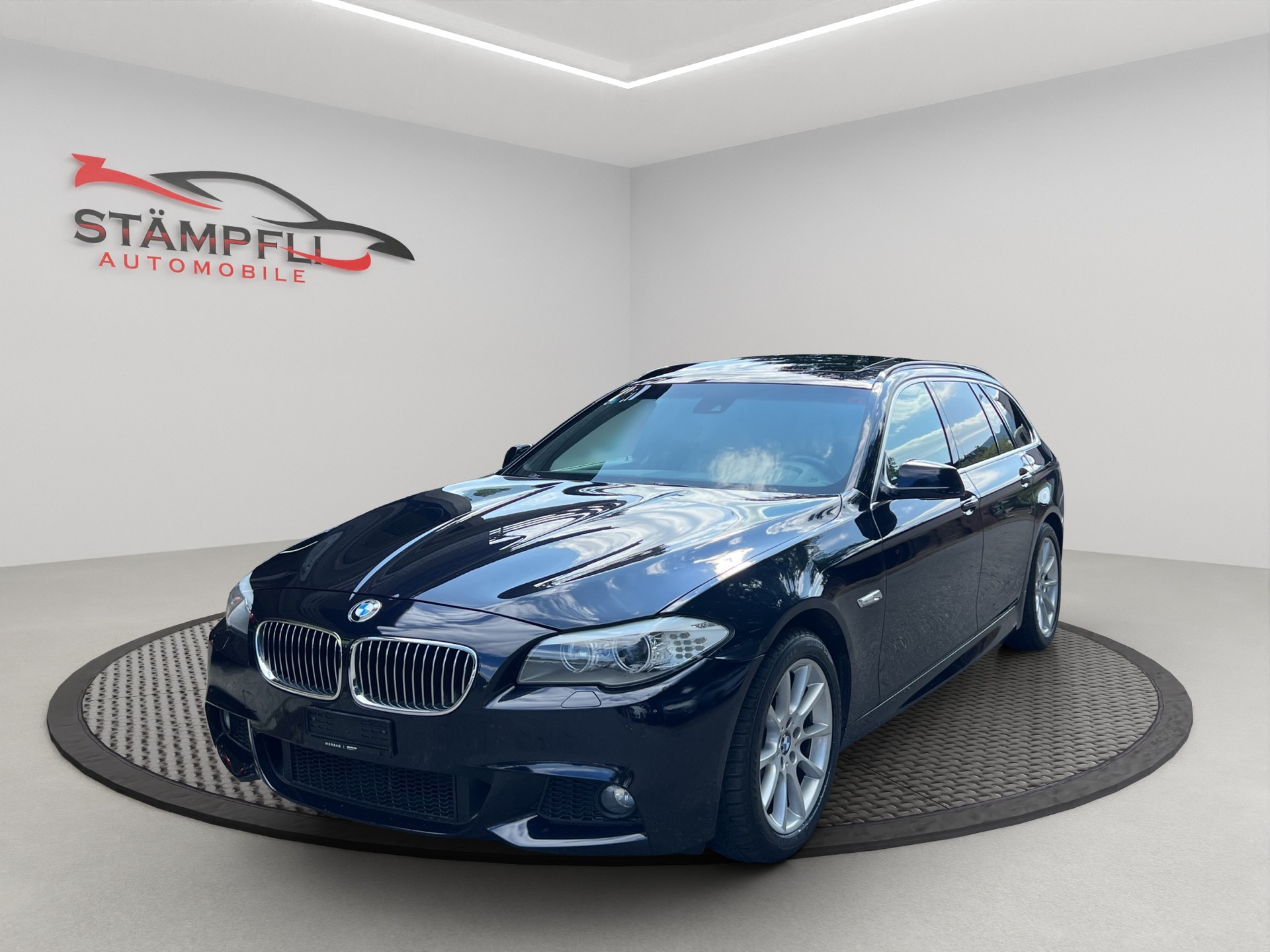 BMW 530d xDrive Touring Steptronic