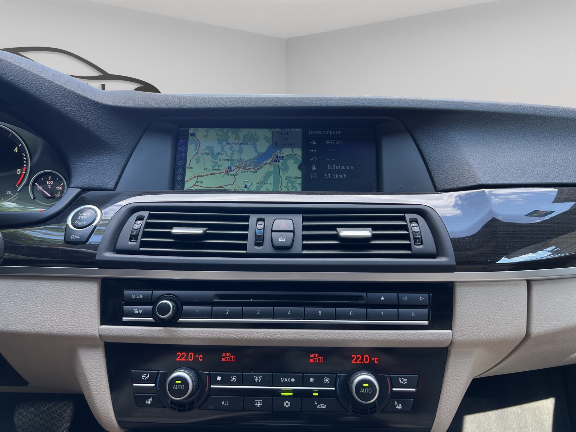 BMW 530d xDrive Touring Steptronic-image-9