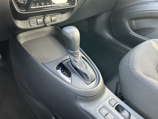 TOYOTA Aygo X 1.5 com. com.-image-12