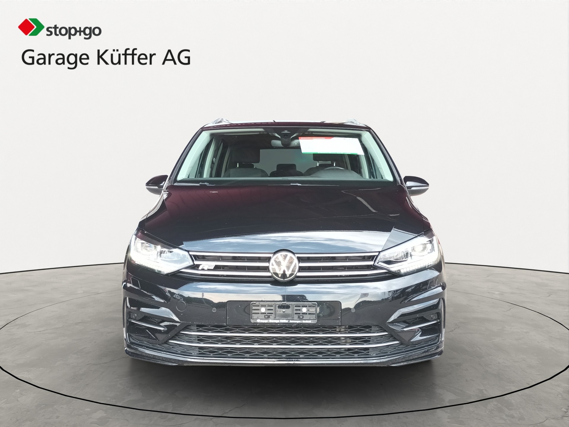 VW Touran 1.5 TSI EVO R-Line DSG-showroom-element-1