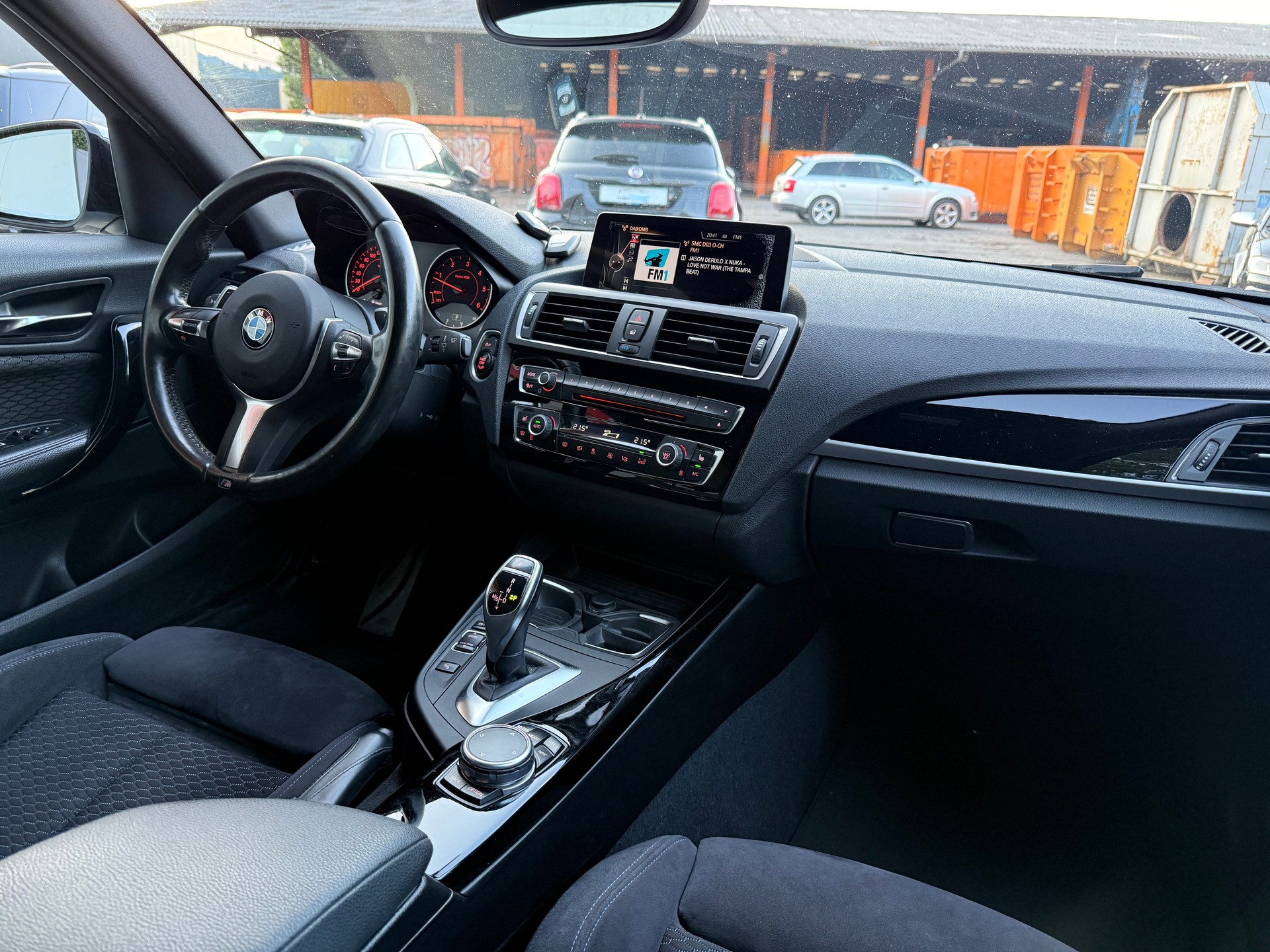 BMW 120d xDrive M Sport Steptronic-image-9