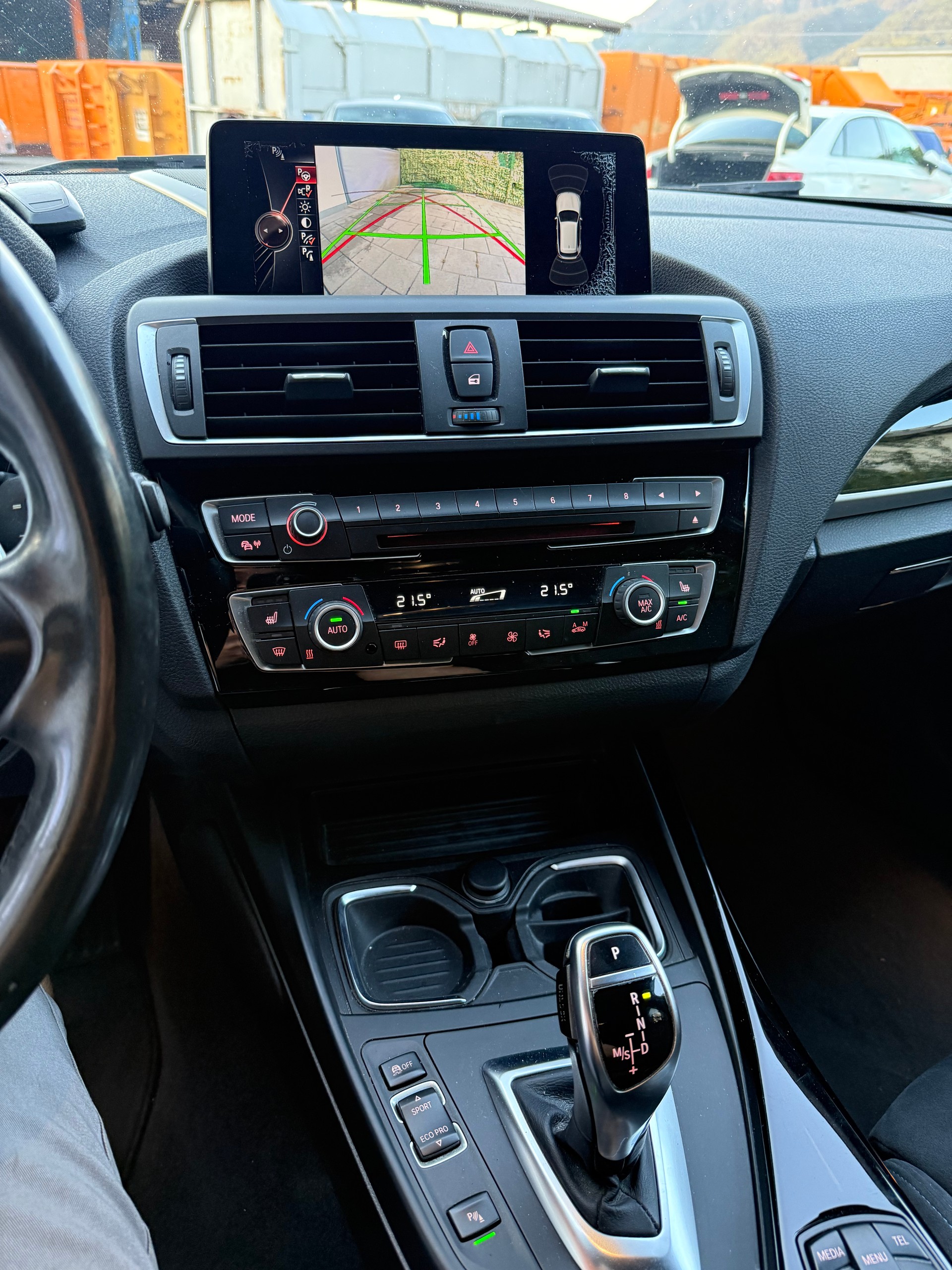 BMW 120d xDrive M Sport Steptronic-image-14