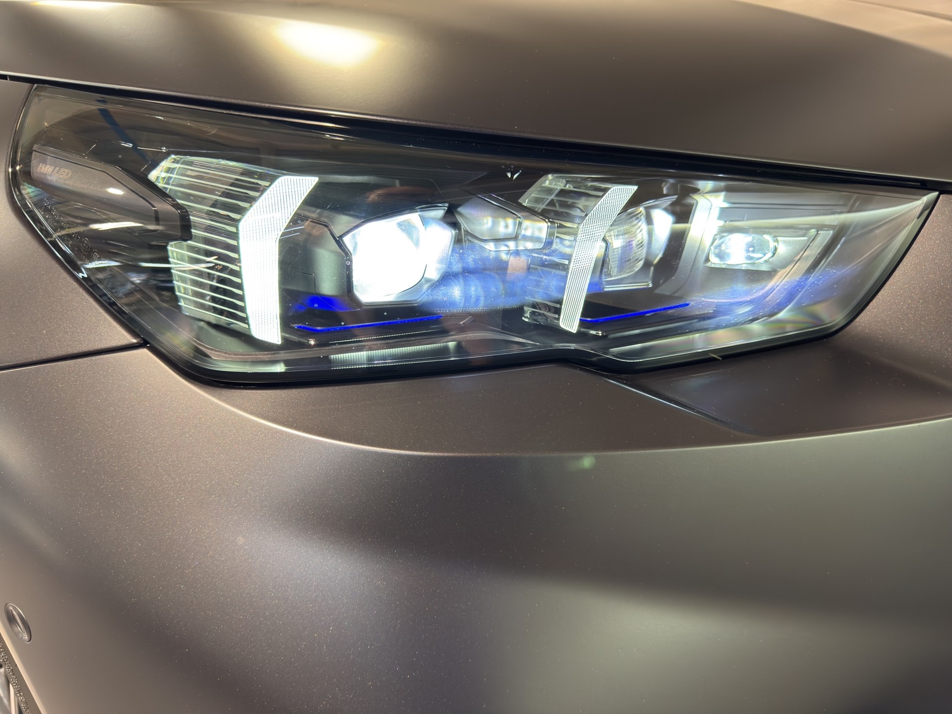 BMW M5 xDrive Touring-image-6