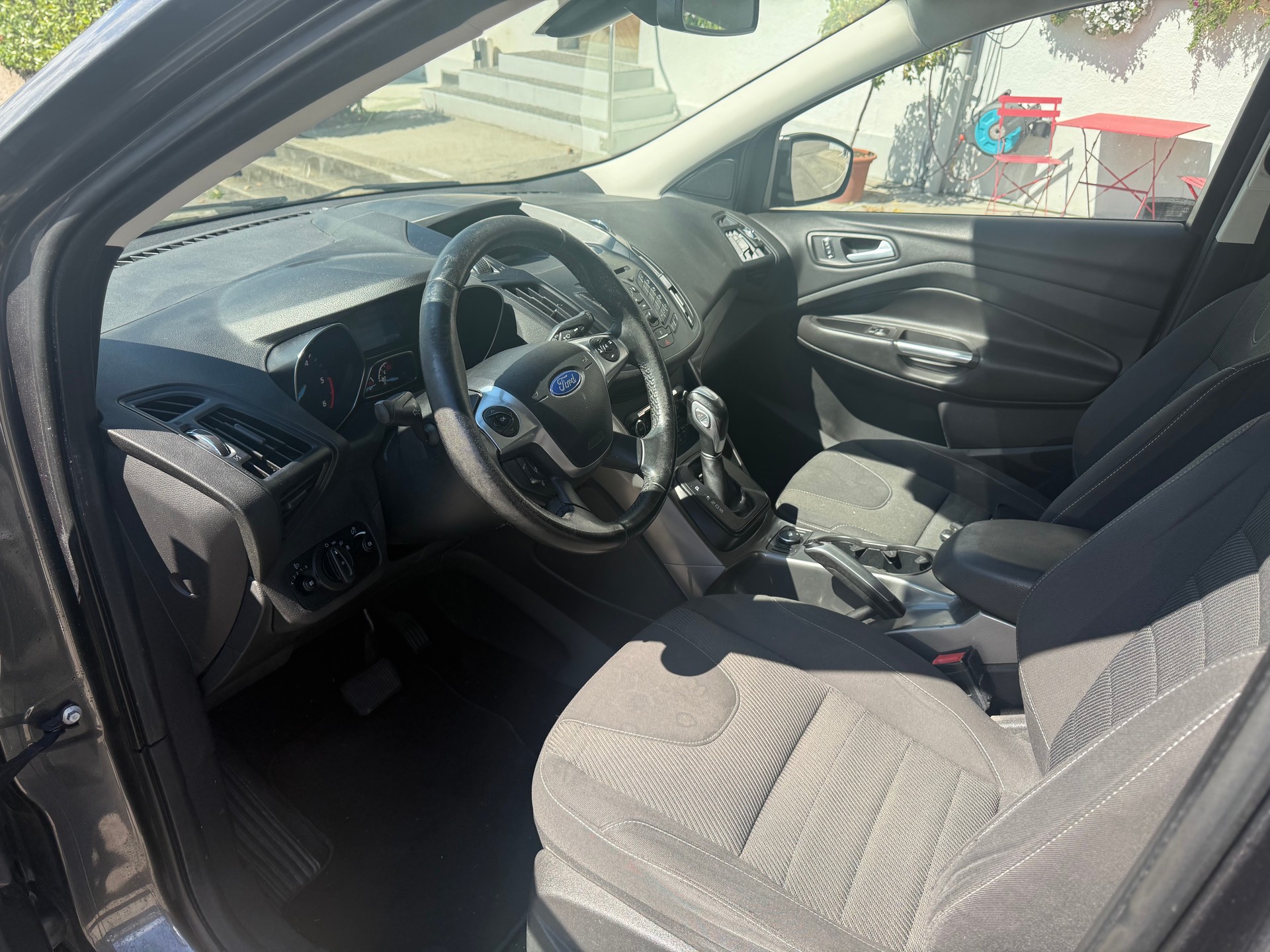 FORD Kuga 2.0 TDCi Freetech 4WD PowerShift-image-12