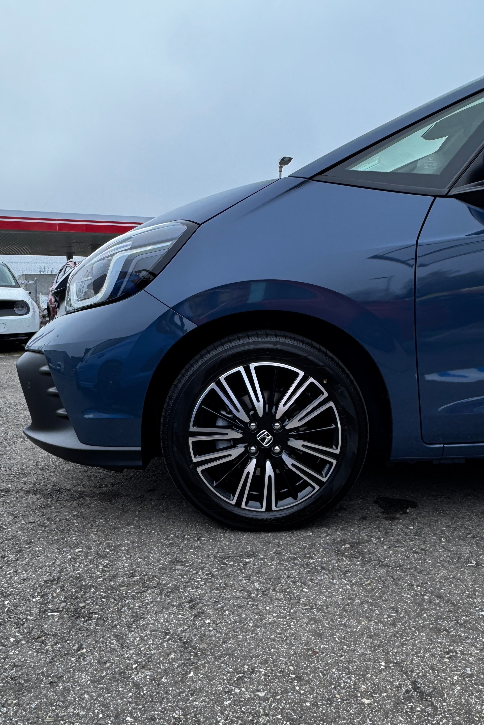 HONDA Jazz 1.5i-MMD Advance E-CVT Modell 2027 1.9% Leasing Aktion unschlagbar mit 8 Jahren Garantie-showroom-element-2