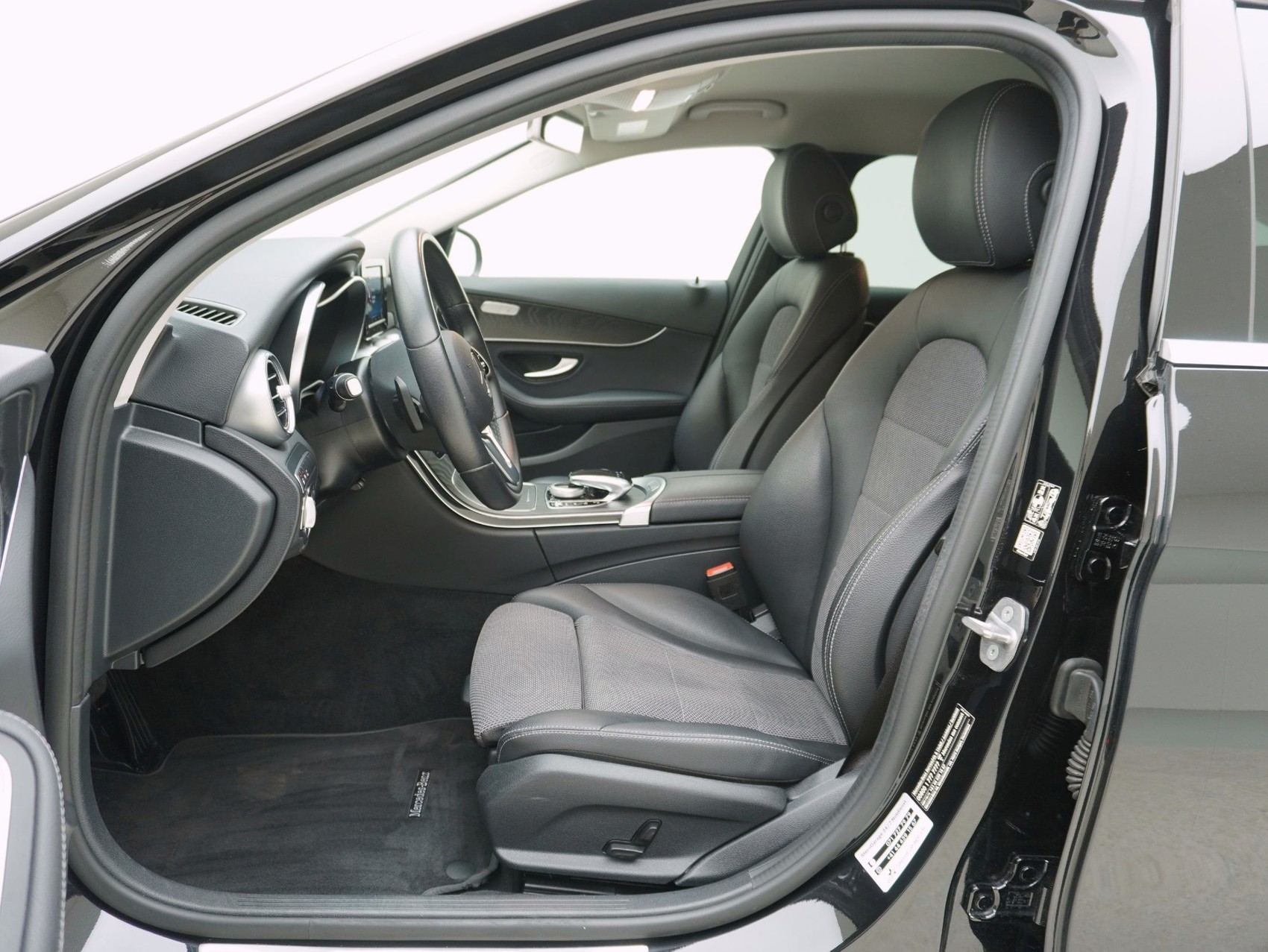 MERCEDES-BENZ C-Klasse C 300 de Avantgarde Kombi-image-7