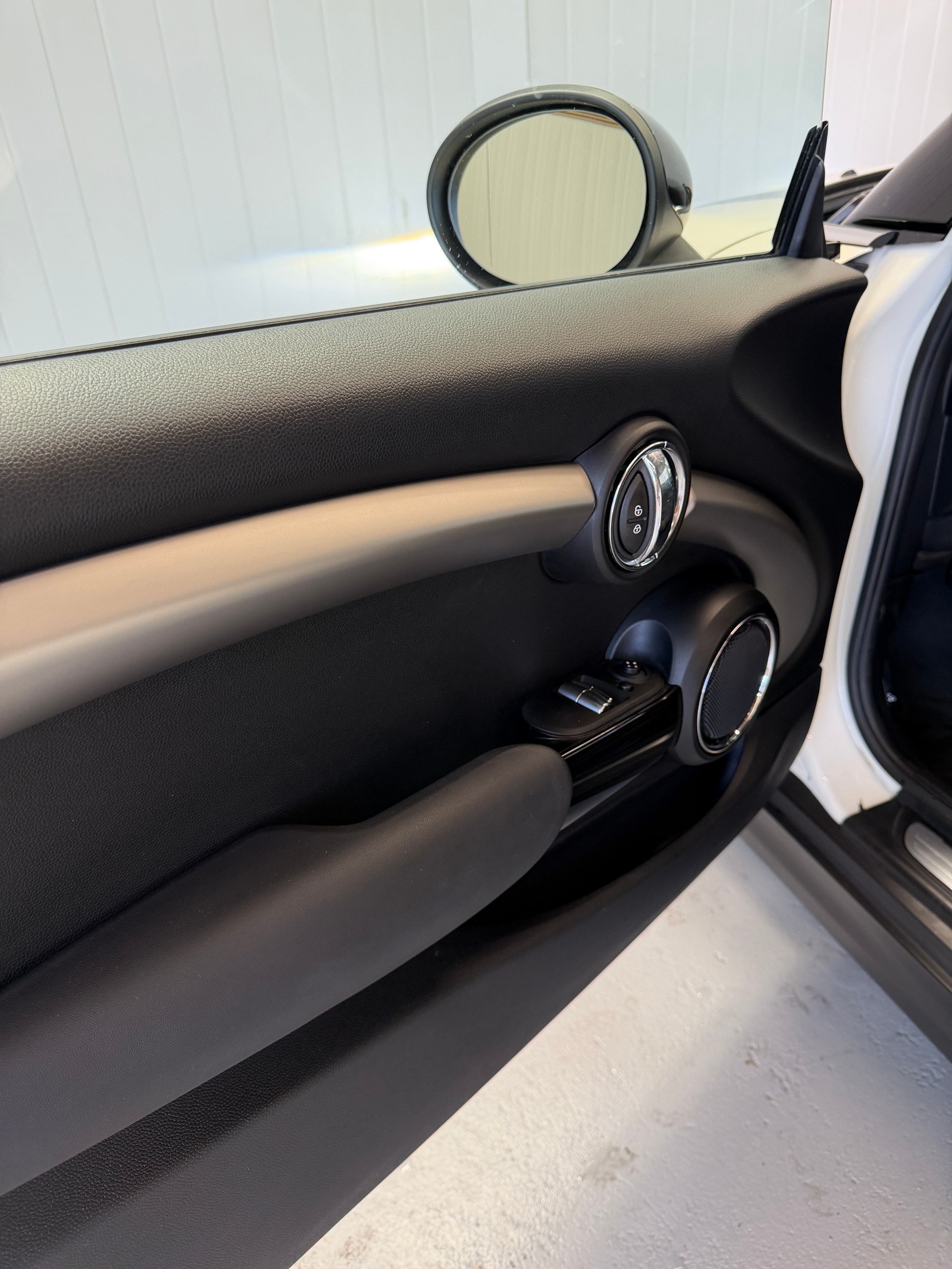 MINI Cooper 1.5 Automatik-image-20
