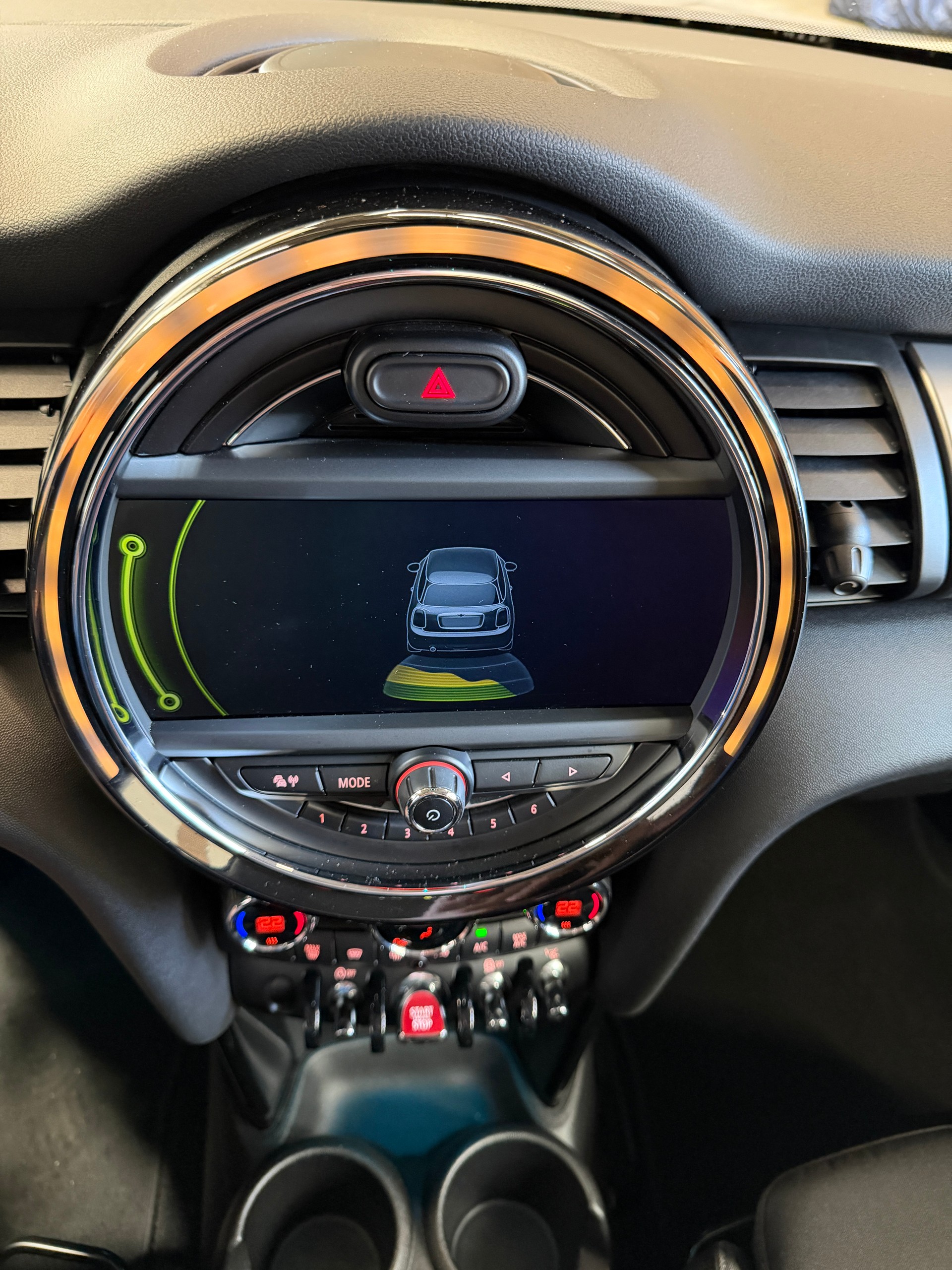 MINI Cooper 1.5 Automatik-image-15