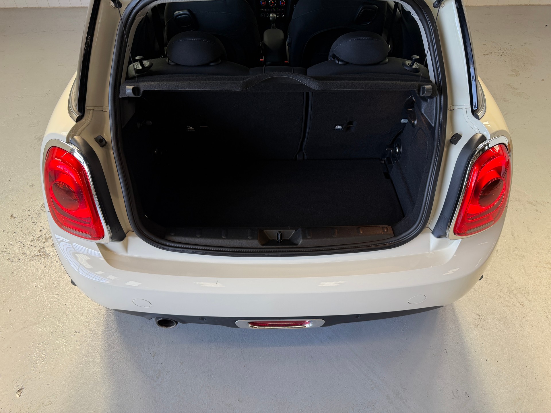 MINI Cooper 1.5 Automatik-image-18