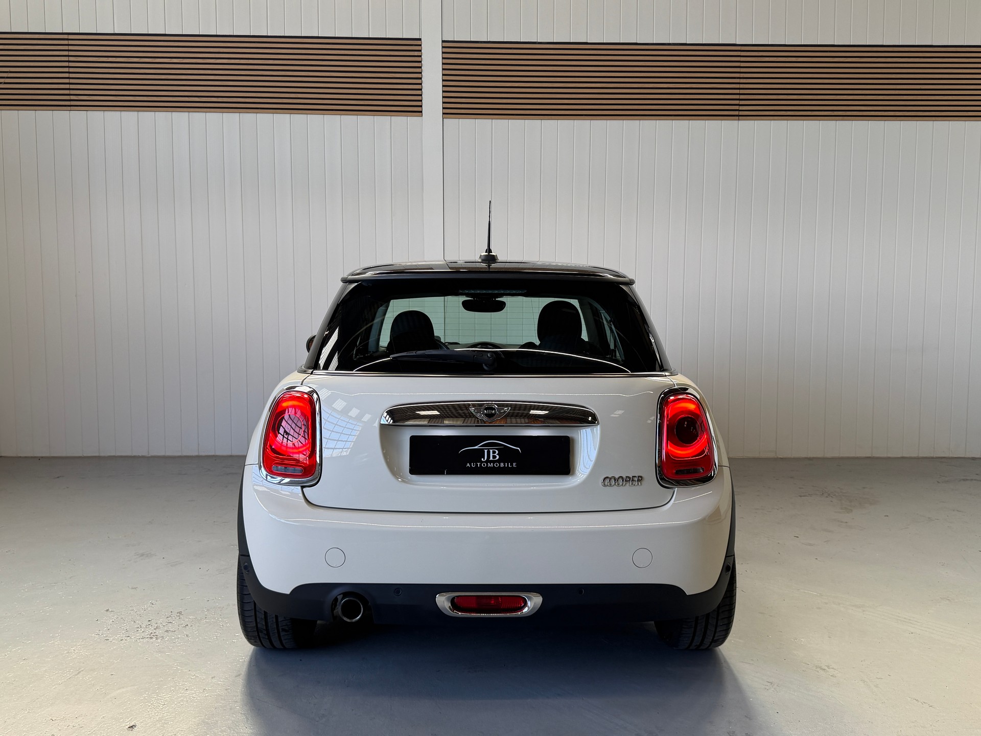 MINI Cooper 1.5 Automatik-showroom-element-3