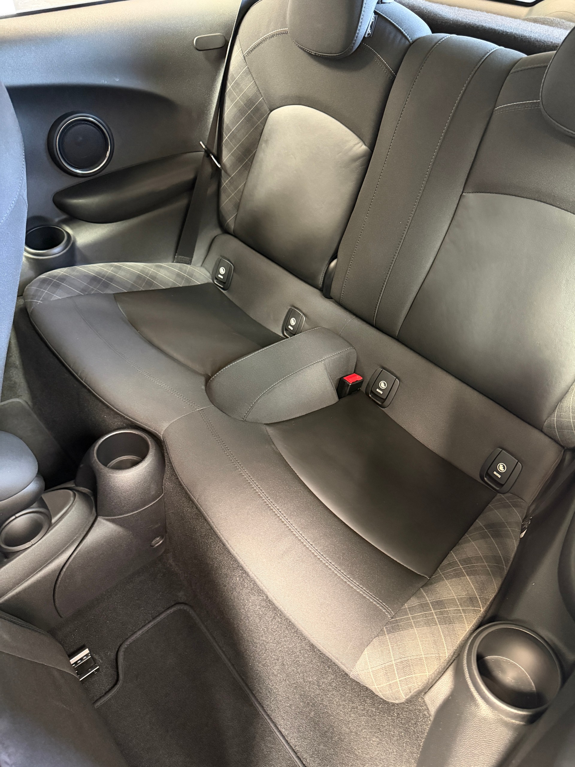 MINI Cooper 1.5 Automatik-image-17