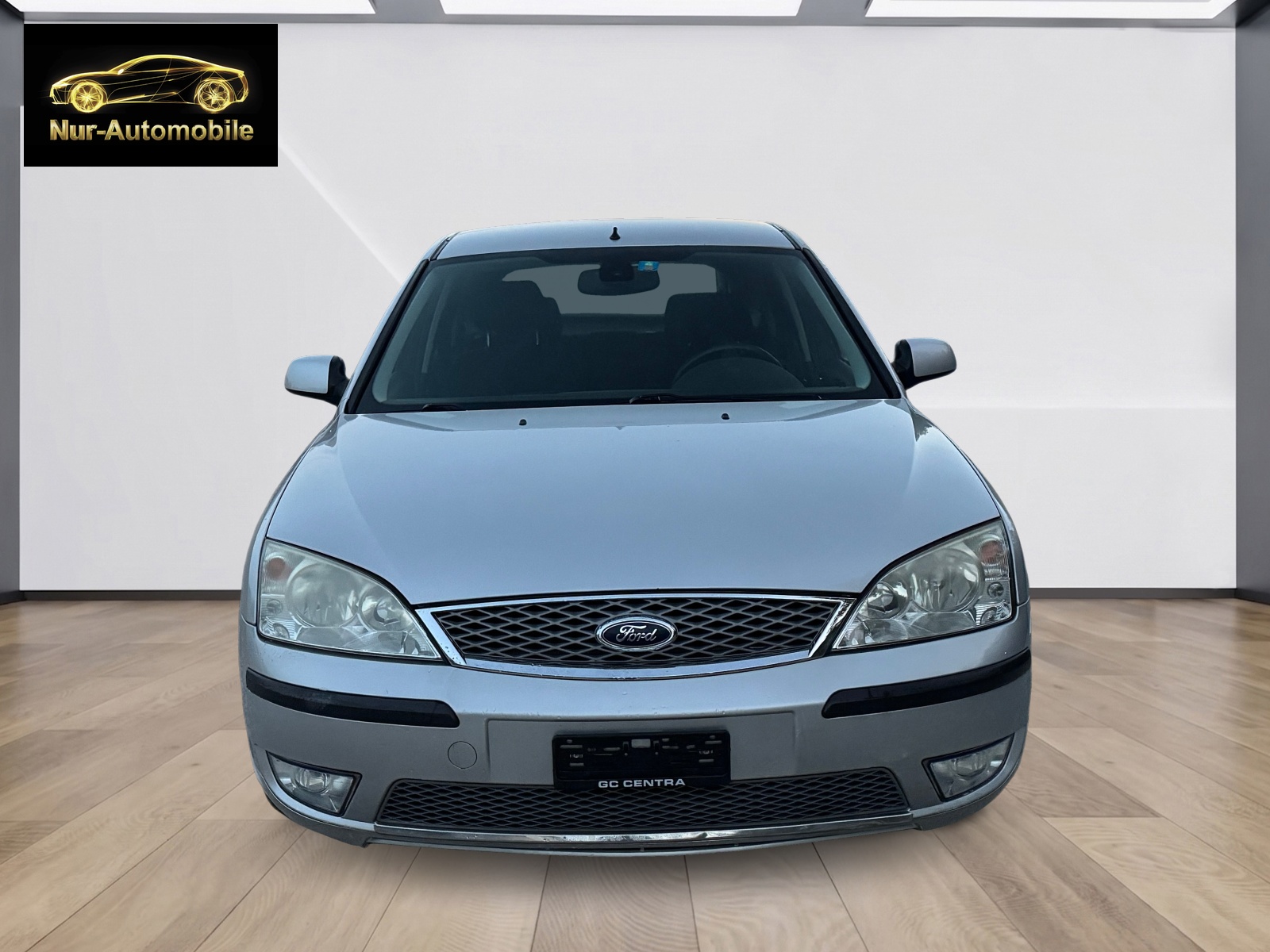 FORD Mondeo 2.5i V6-showroom-element-1
