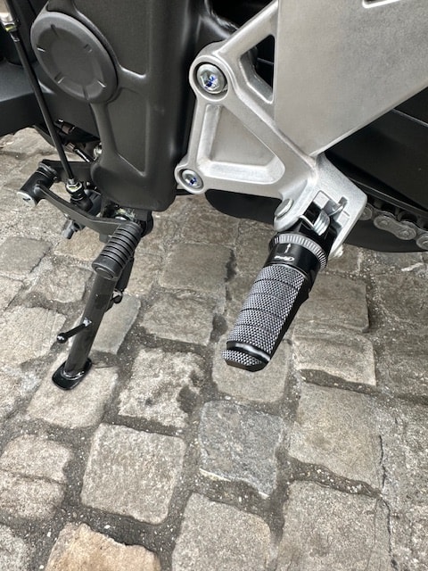 HONDA CB 650 R E-Clutch Inkl. Heckumbau und Racing Fussraster-image-6