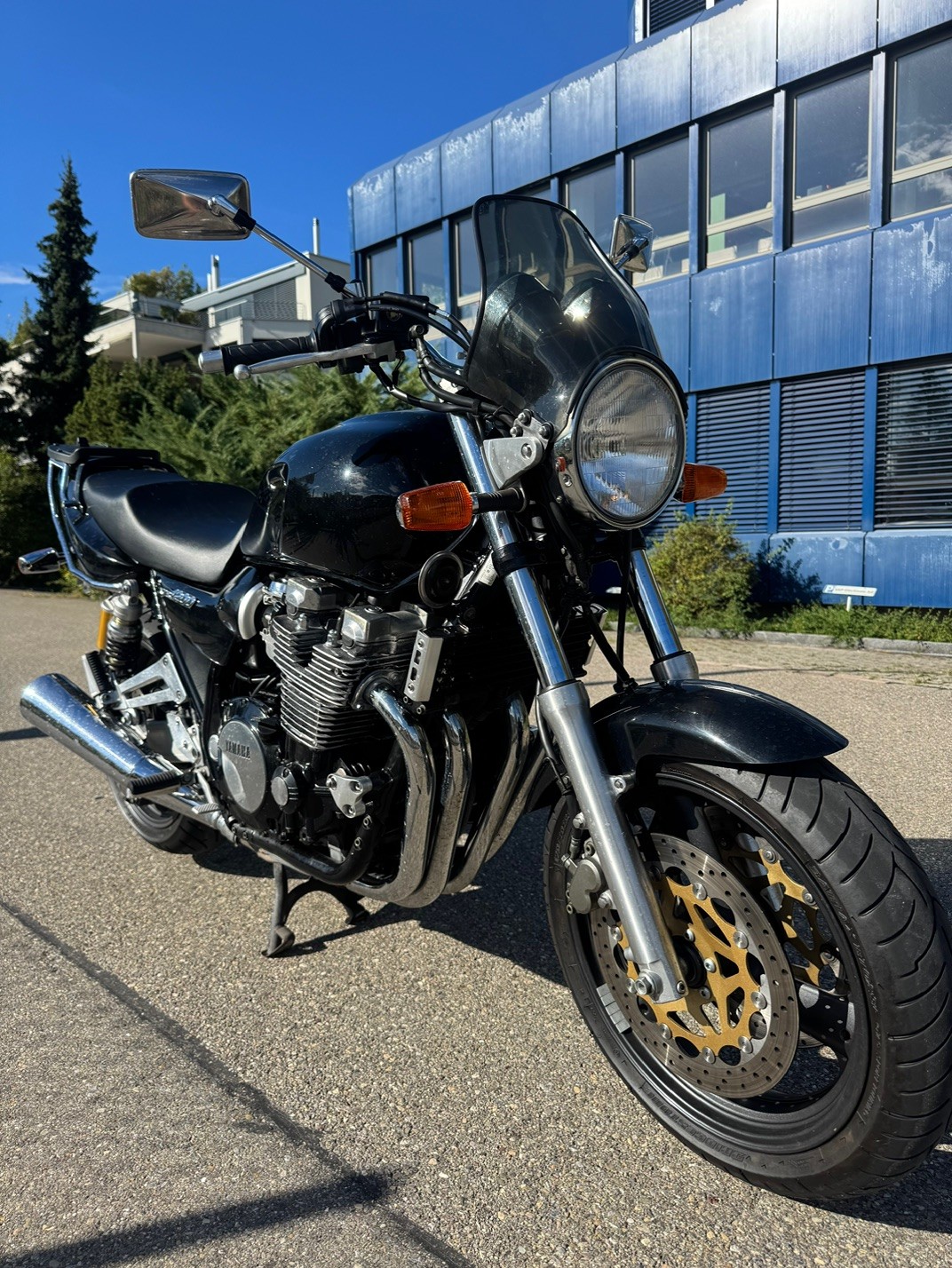 YAMAHA XJR 1200-image-0