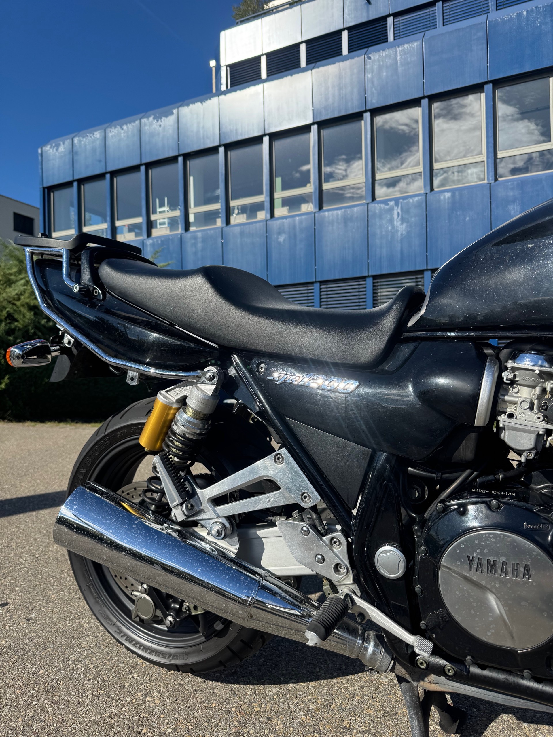 YAMAHA XJR 1200-image-11