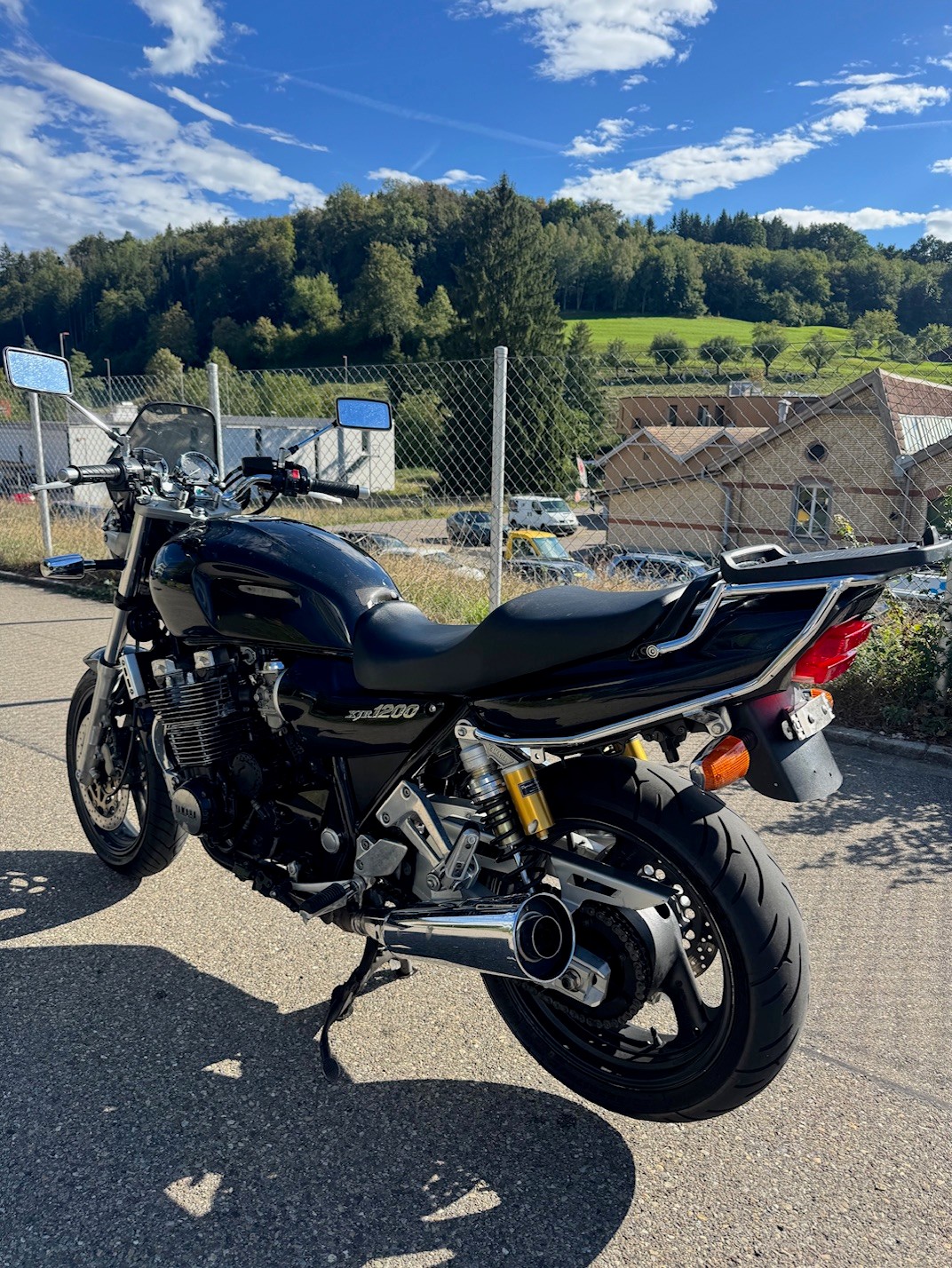 YAMAHA XJR 1200-image-4