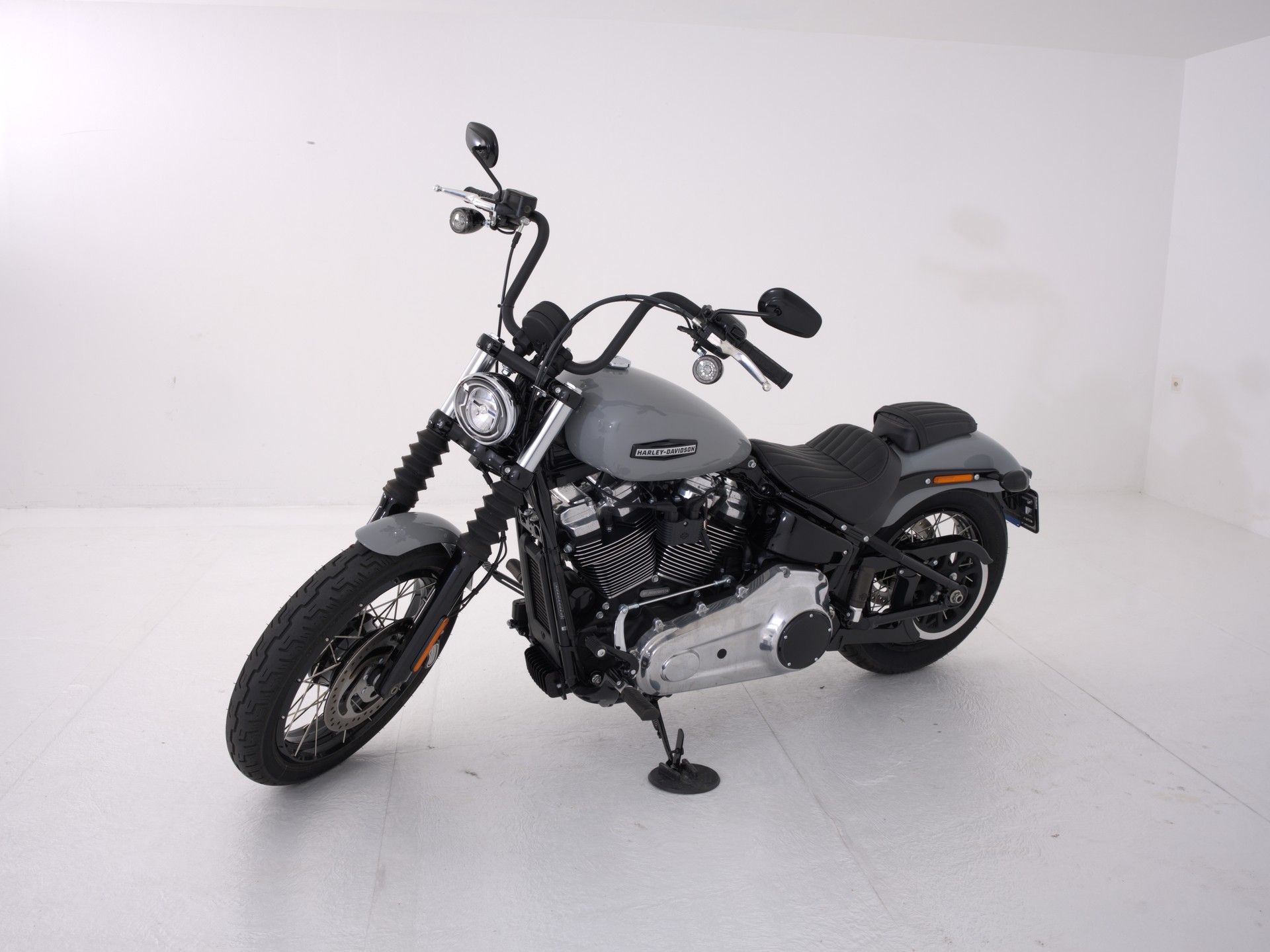 HARLEY-DAVIDSON FXBB Street Bob 117 (35kW)-image-4