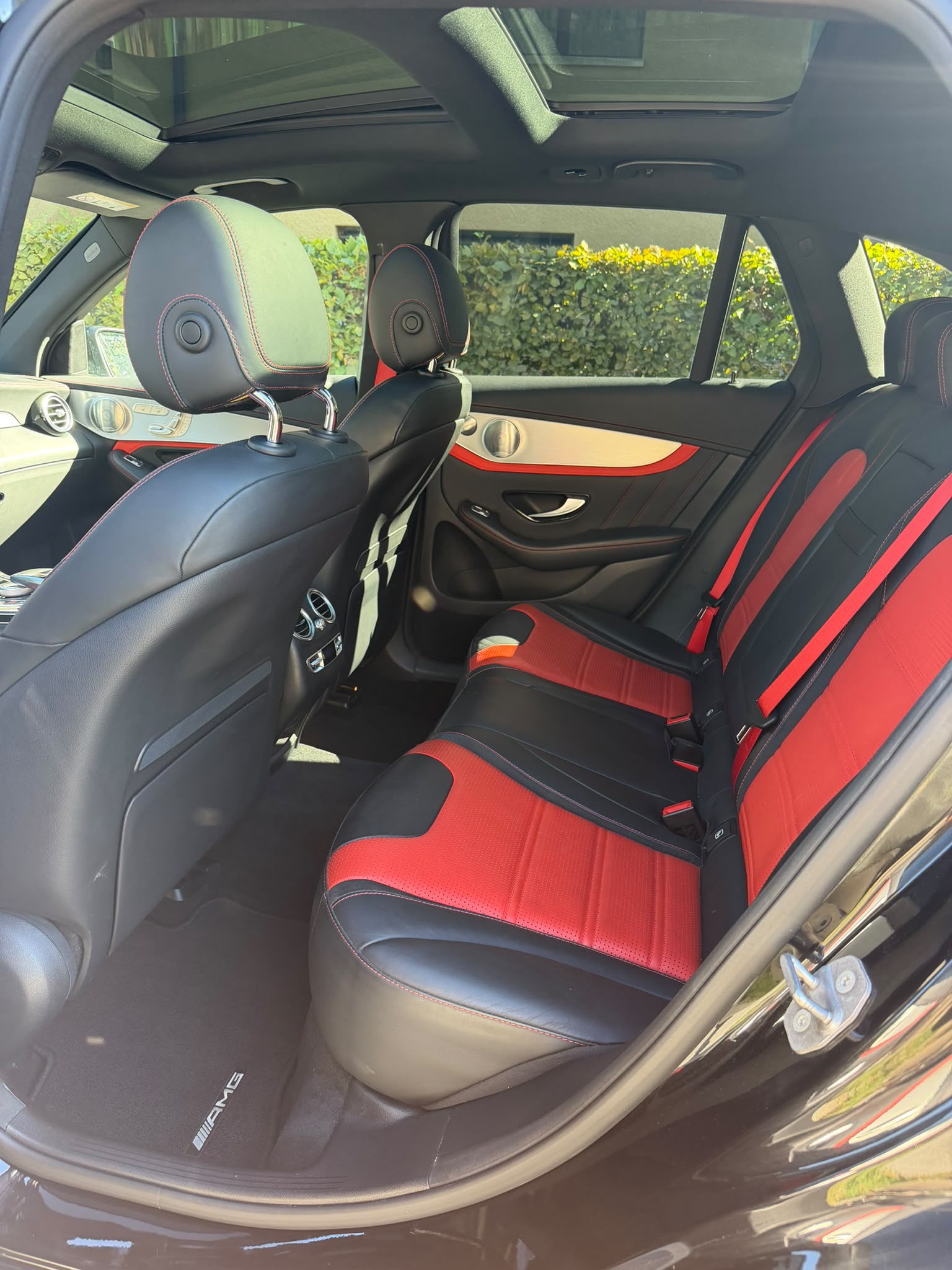 MERCEDES-BENZ GLC 63 S AMG 4Matic+ 9G-Tronic-image-8