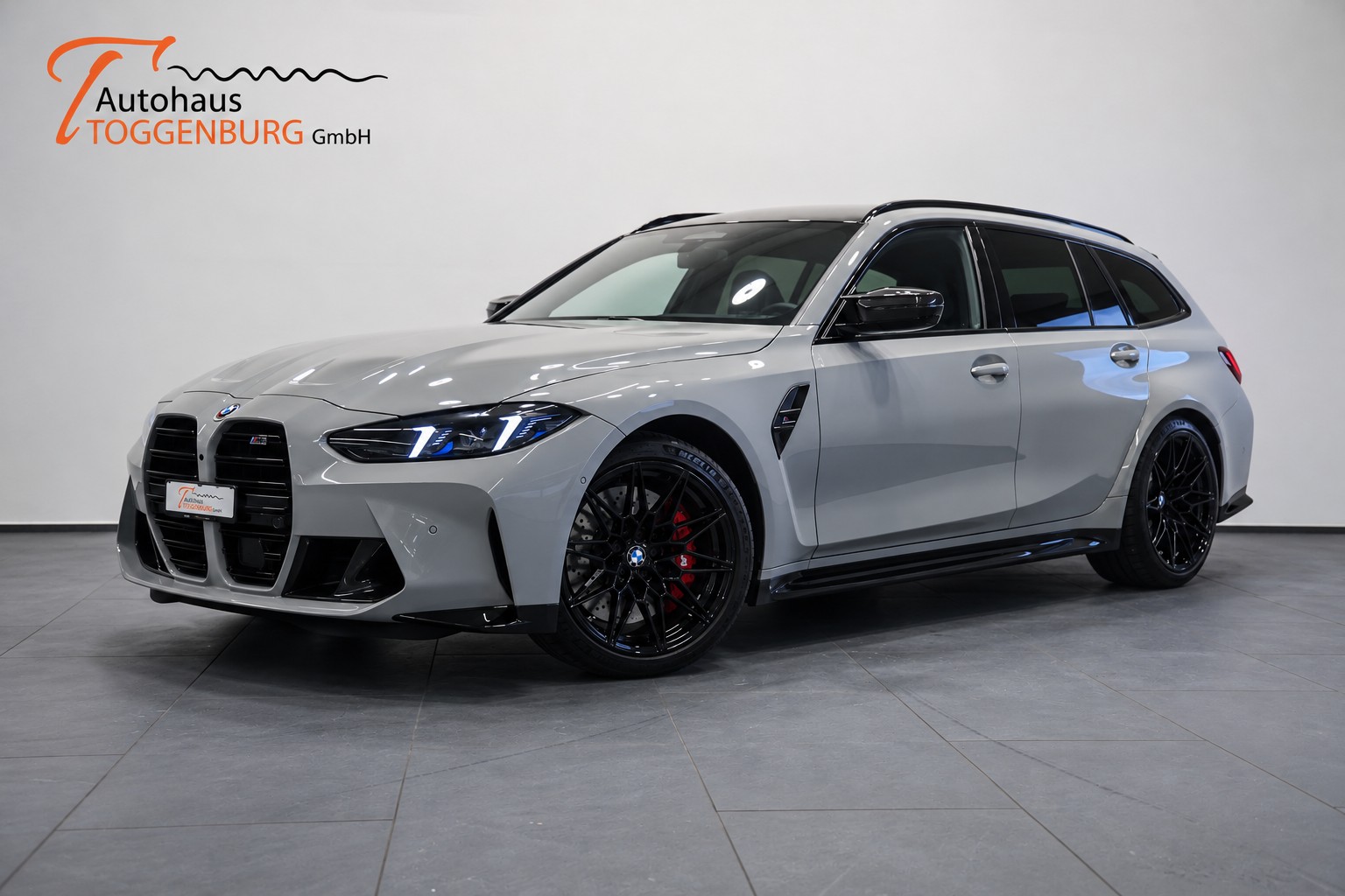BMW M3 Touring xDrive Competition M LCI *CH-Auto*Individual-Lackierung Kreide*Carbon Exterieur+Interieur*