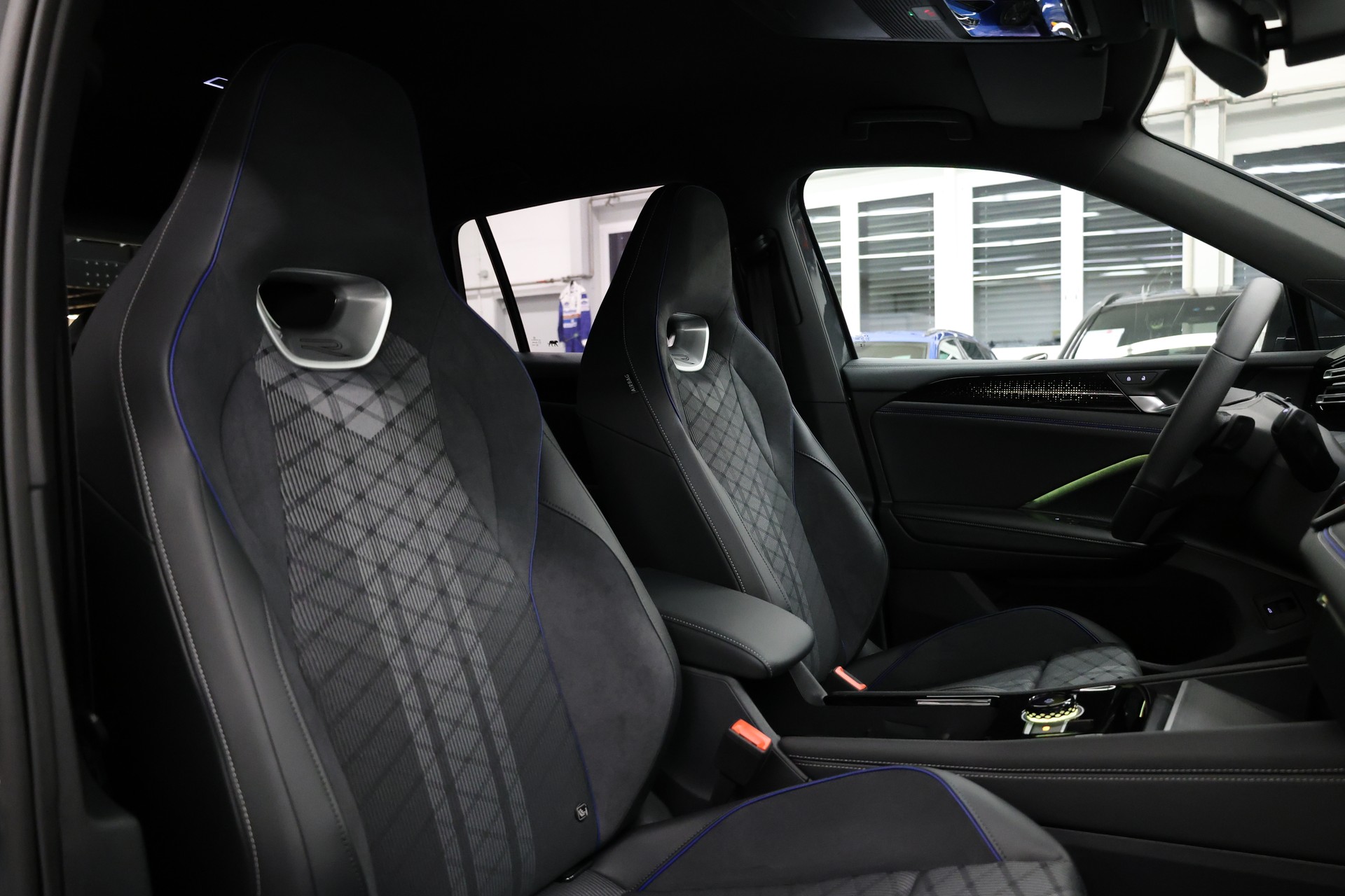 VW Tiguan 1.5 TSI R-Line DSG-image-23