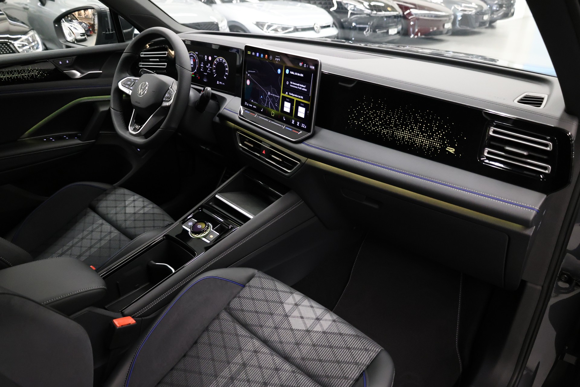 VW Tiguan 1.5 TSI R-Line DSG-image-22