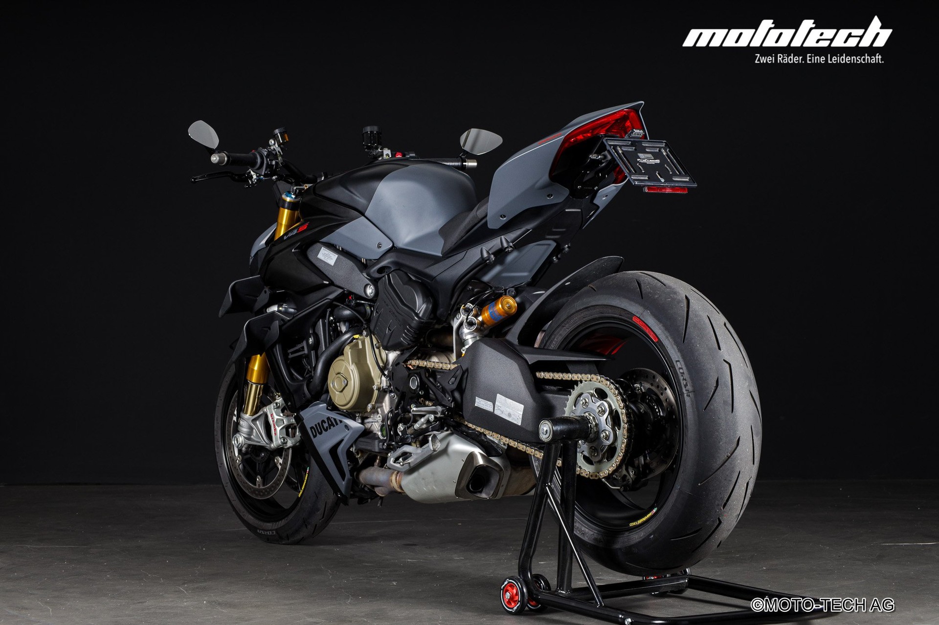 DUCATI Streetfighter V4 S-image-3
