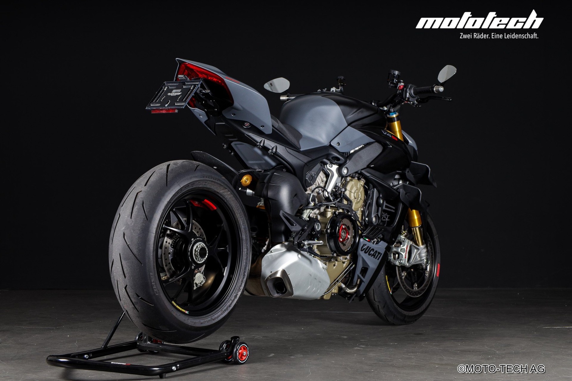 DUCATI Streetfighter V4 S-image-2