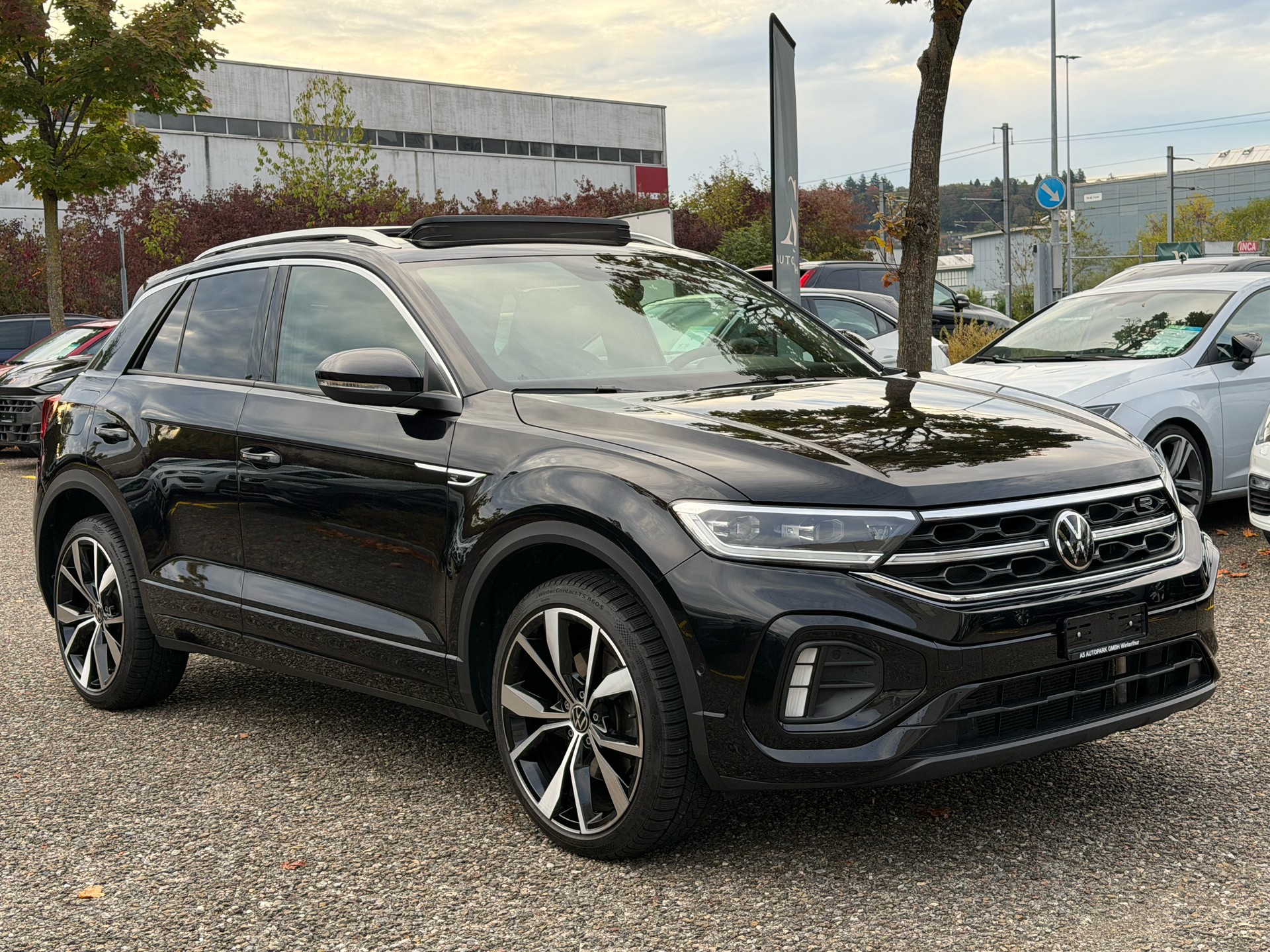 VW T-Roc 2.0 TSI R-Line DSG 4Motion-showroom-element-2