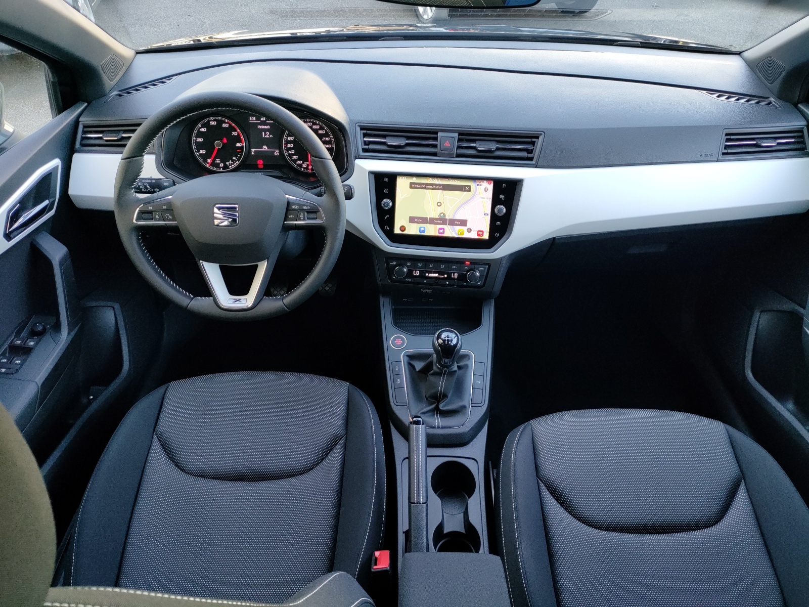 SEAT Ibiza 1.0 TSI 110 XP-image-6