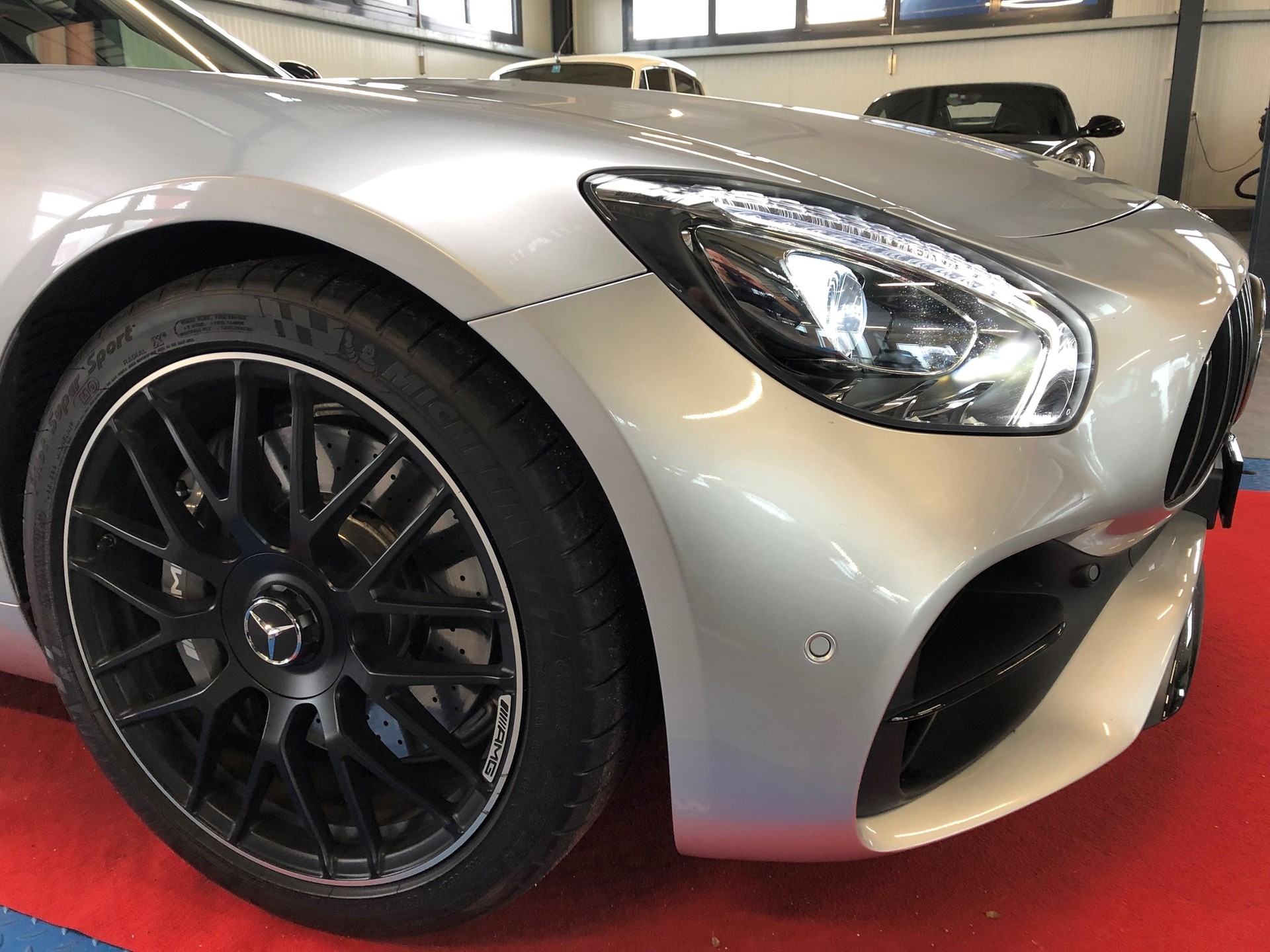 MERCEDES-BENZ AMG GT Roadster Speedshift DCT-showroom-element-1
