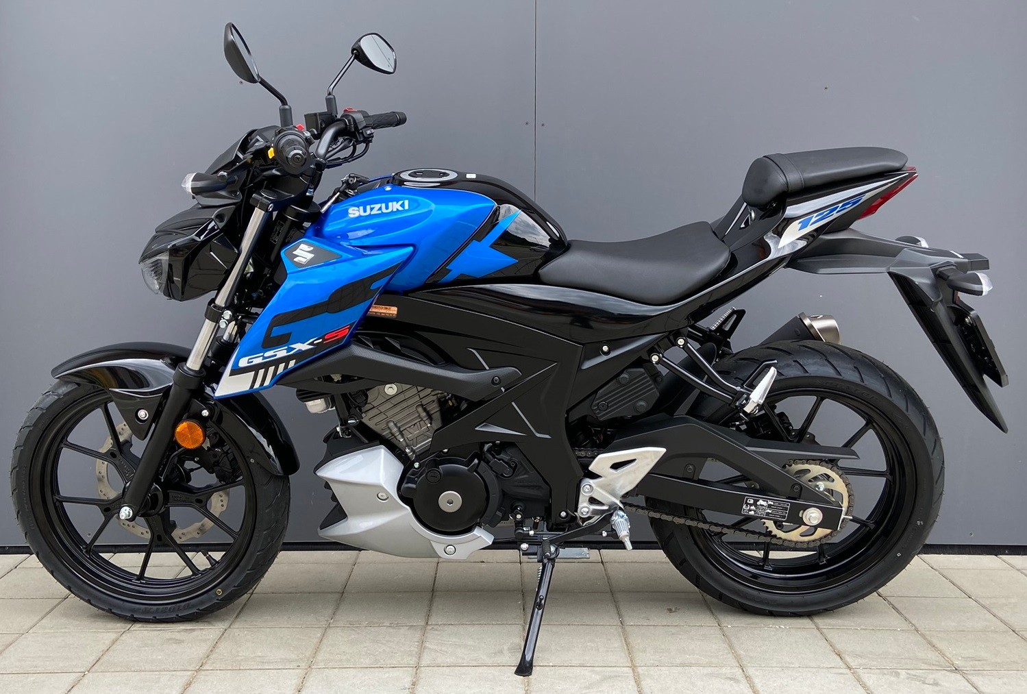 SUZUKI GSX-S 125-image-3