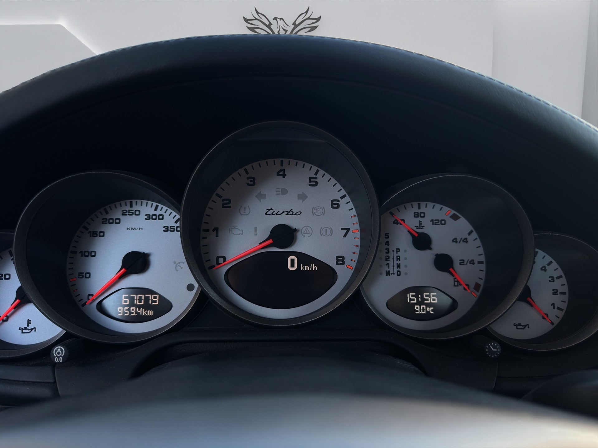 PORSCHE 911 Turbo-image-10