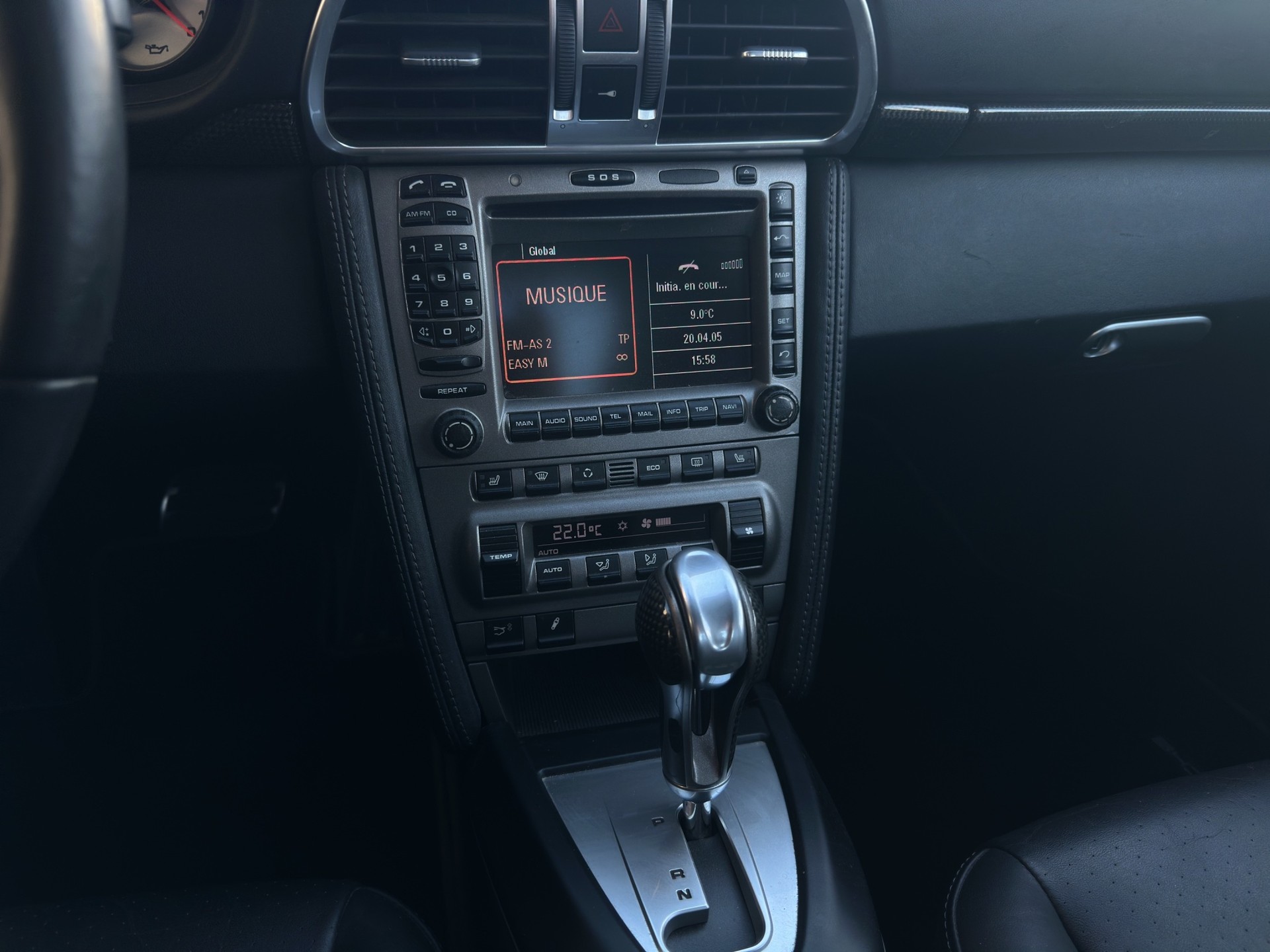 PORSCHE 911 Turbo-image-14