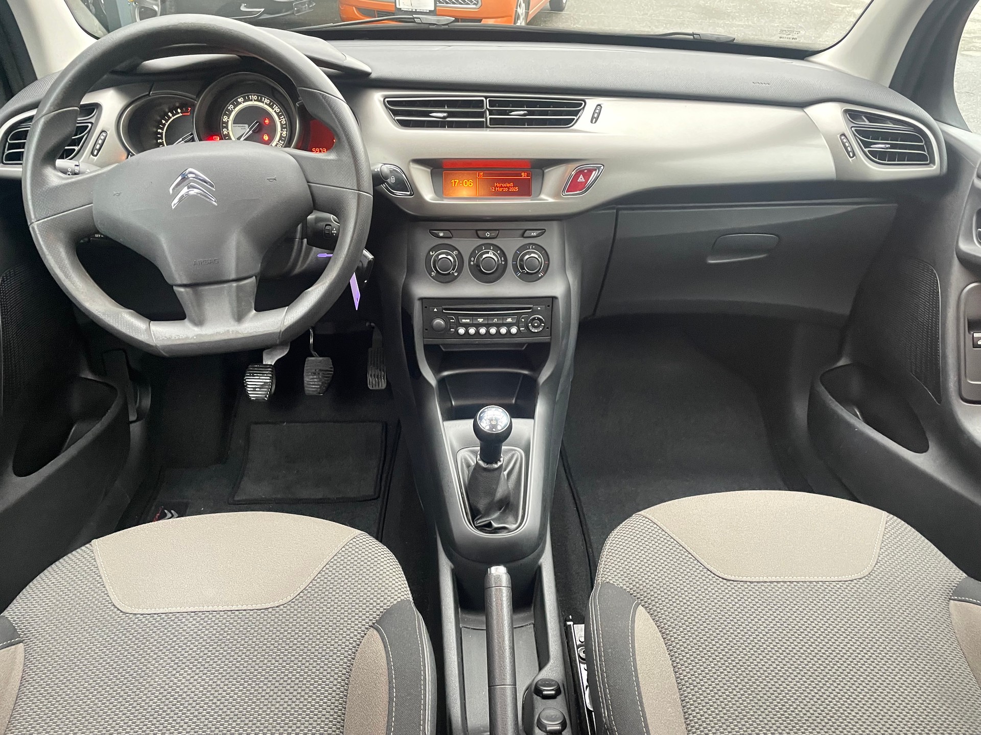 CITROEN C3 1.2i Séduction-image-5